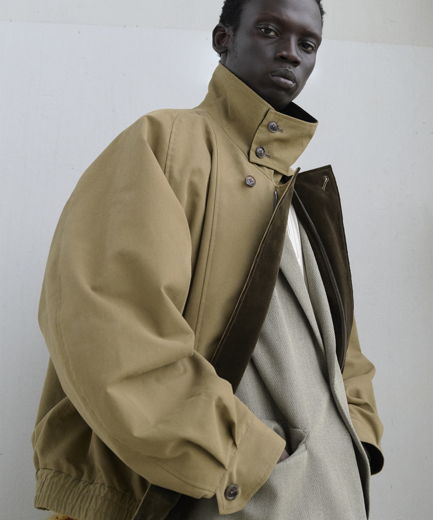 【イレニサ】別注STAND COLLAR ZIP BLOUSON
