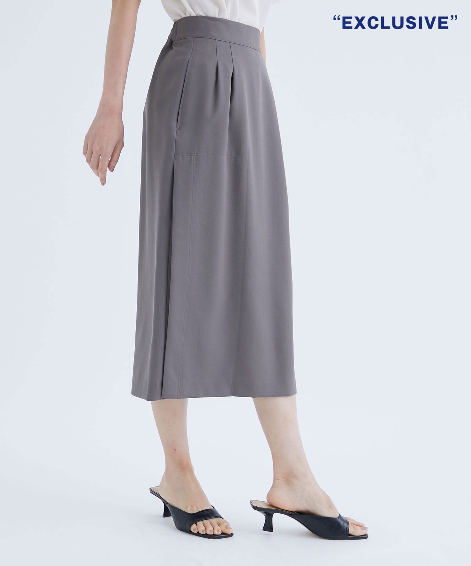 easy slim skirt
