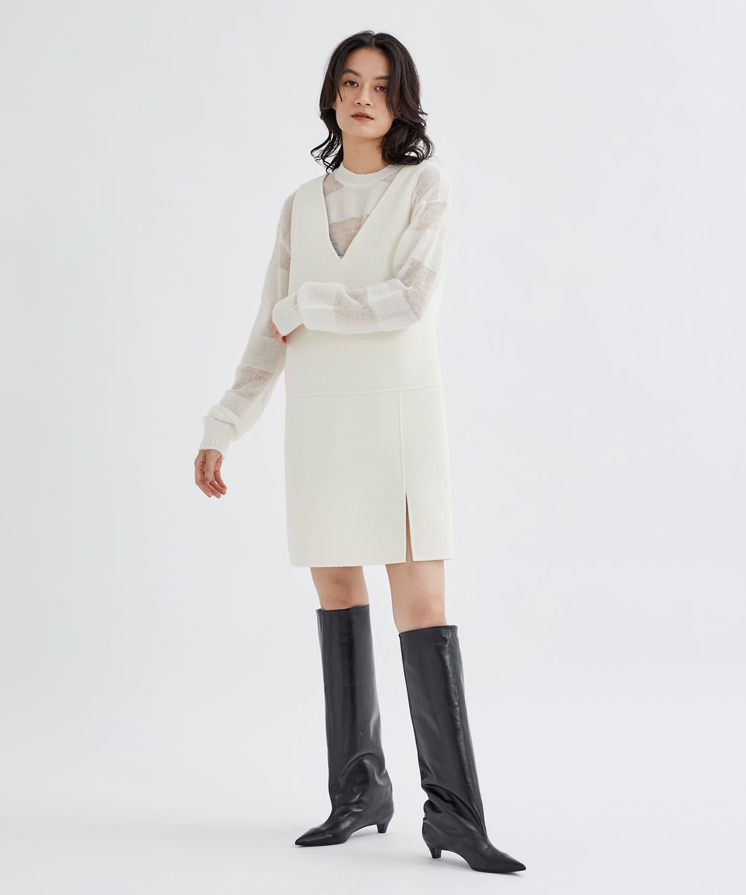 RV N/S V NECK I-LINE DRESS