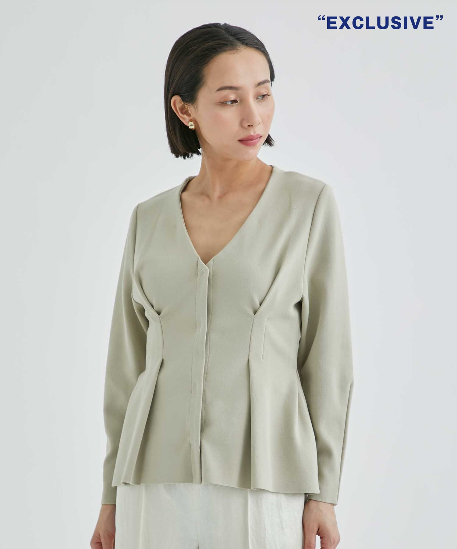 V neck tuck knit jacket