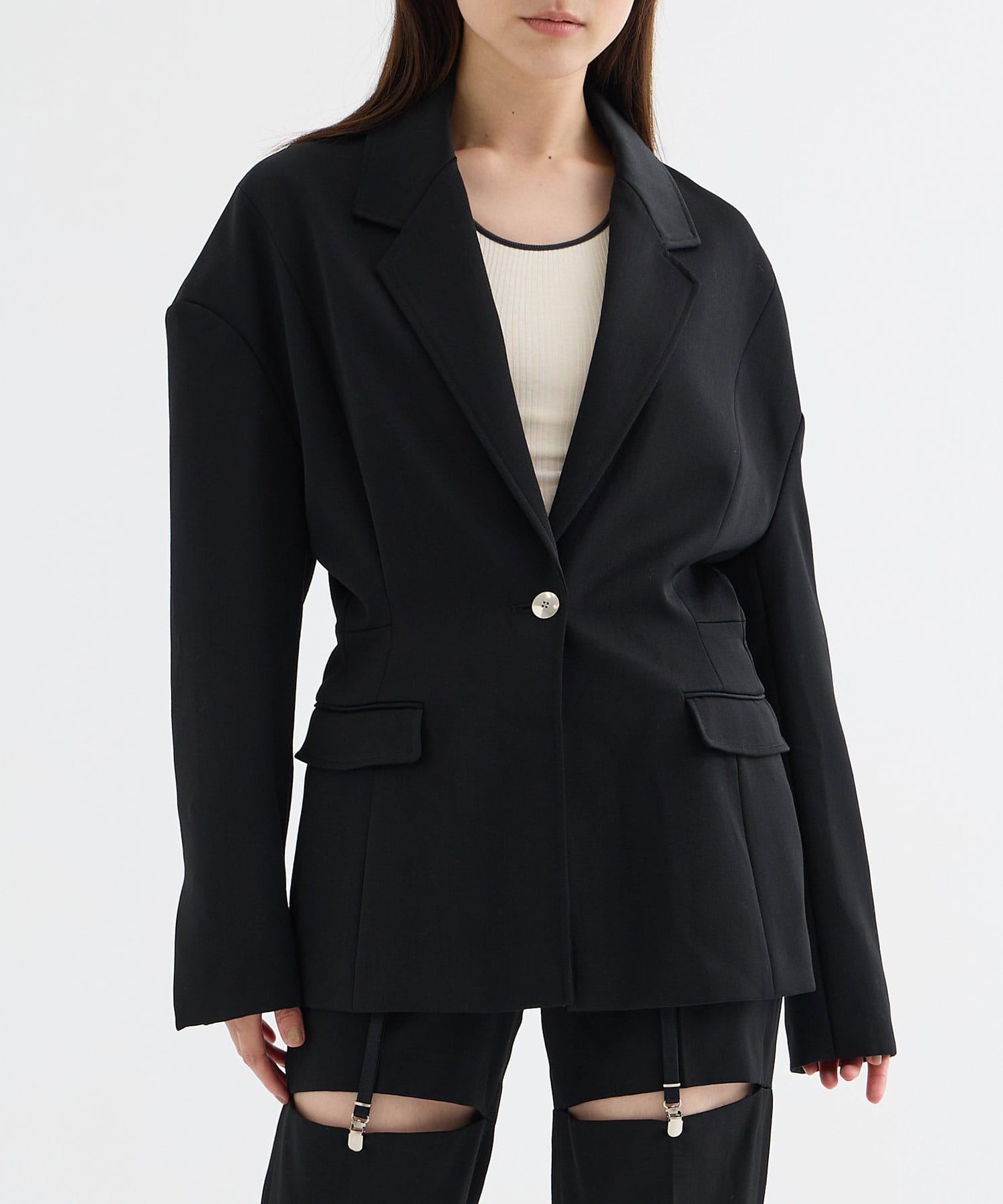 steep shoulders tailored blazer