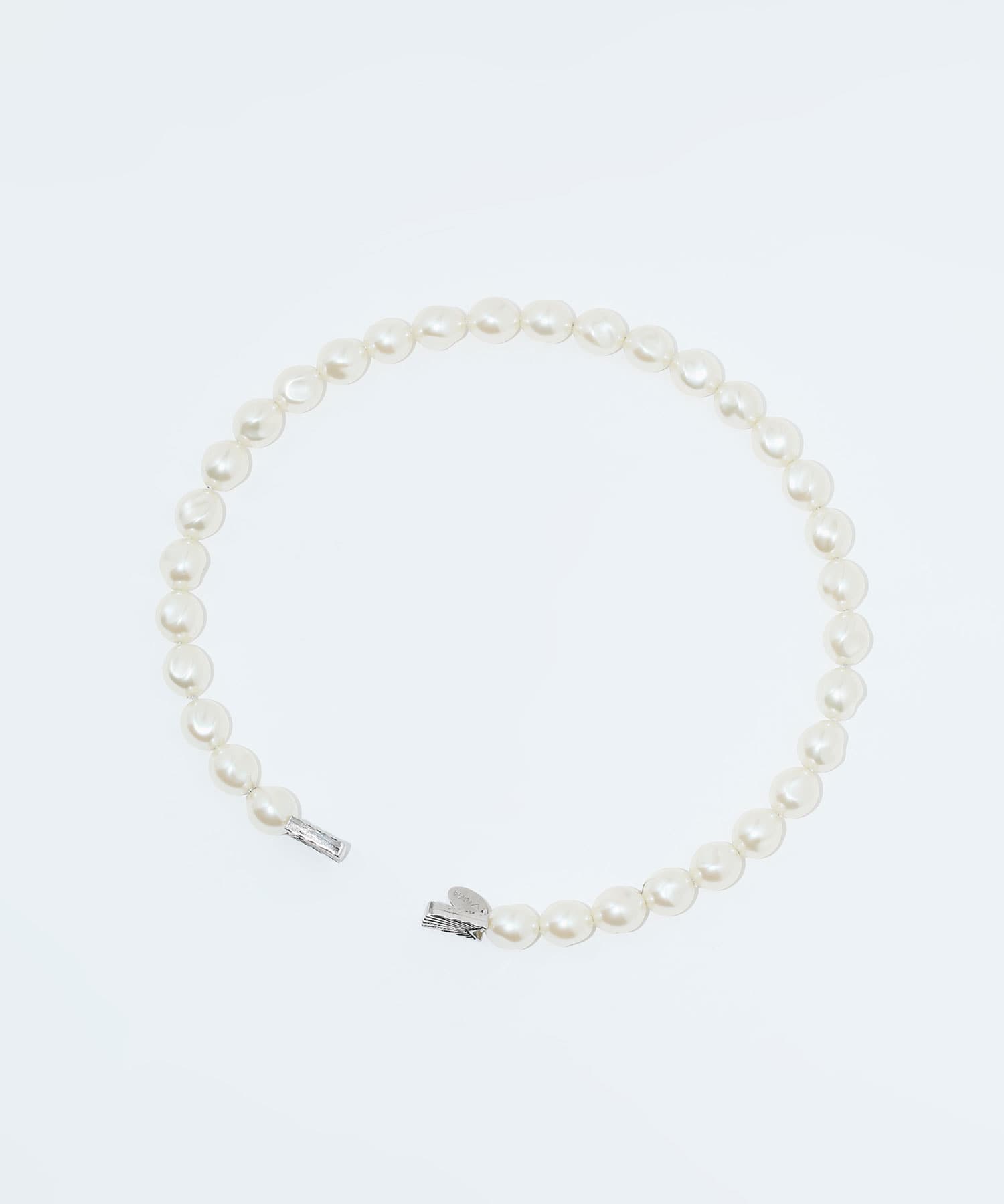 Pearl choker