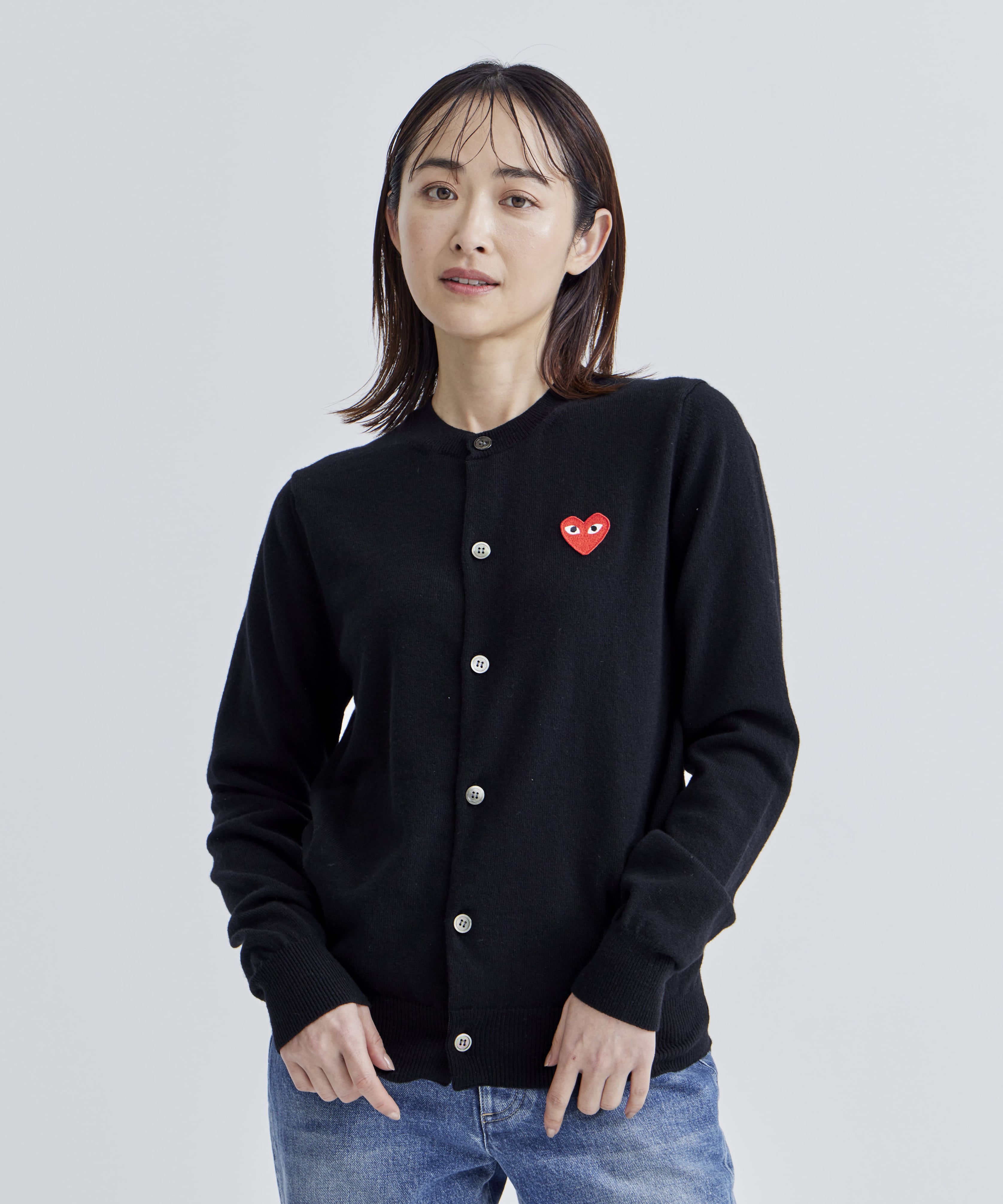 ROUND-NECK CARDIGAN RED EMBLEM RED HEART