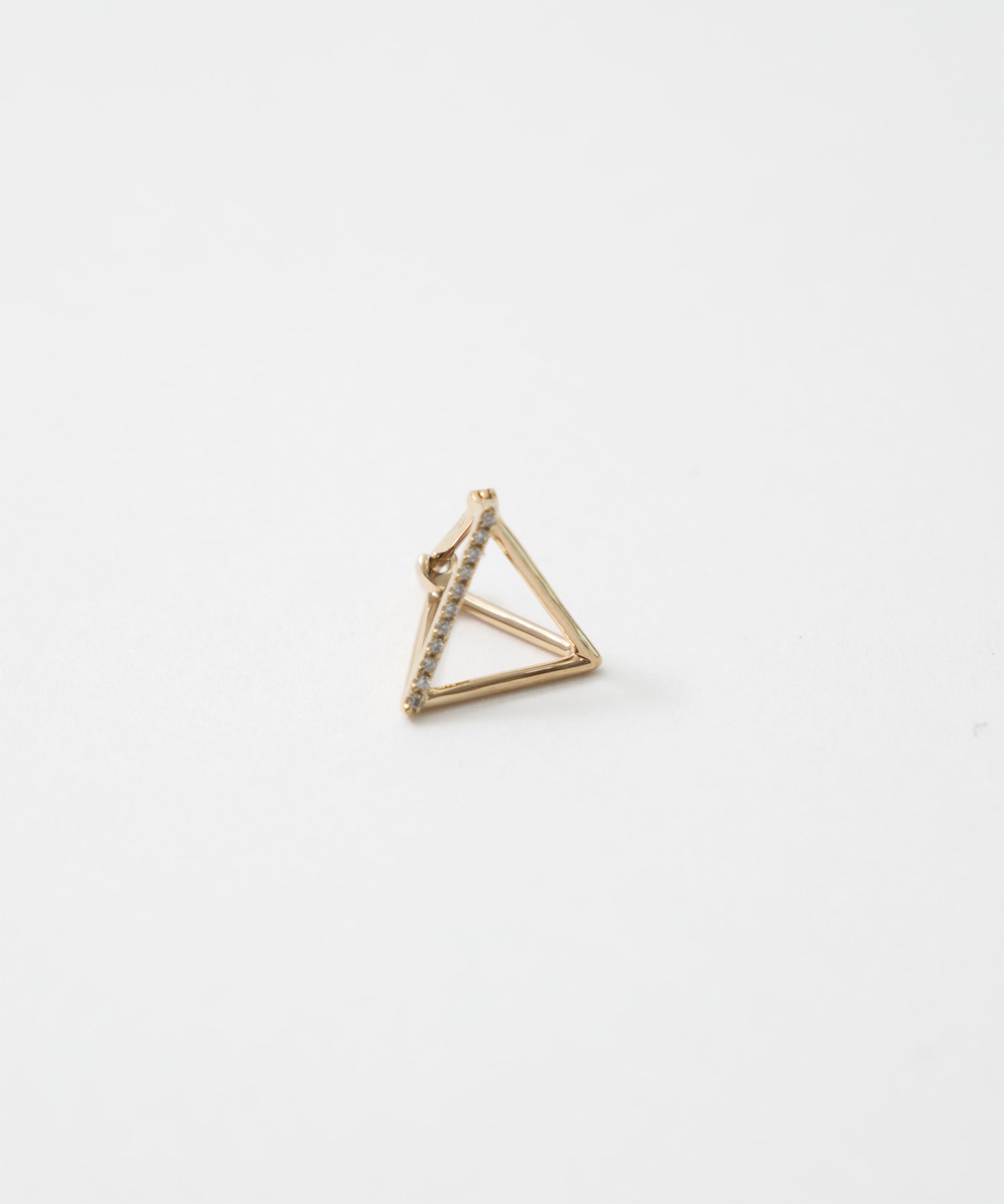 DIAMOND TRIANGLE PIERCE 15 (01)