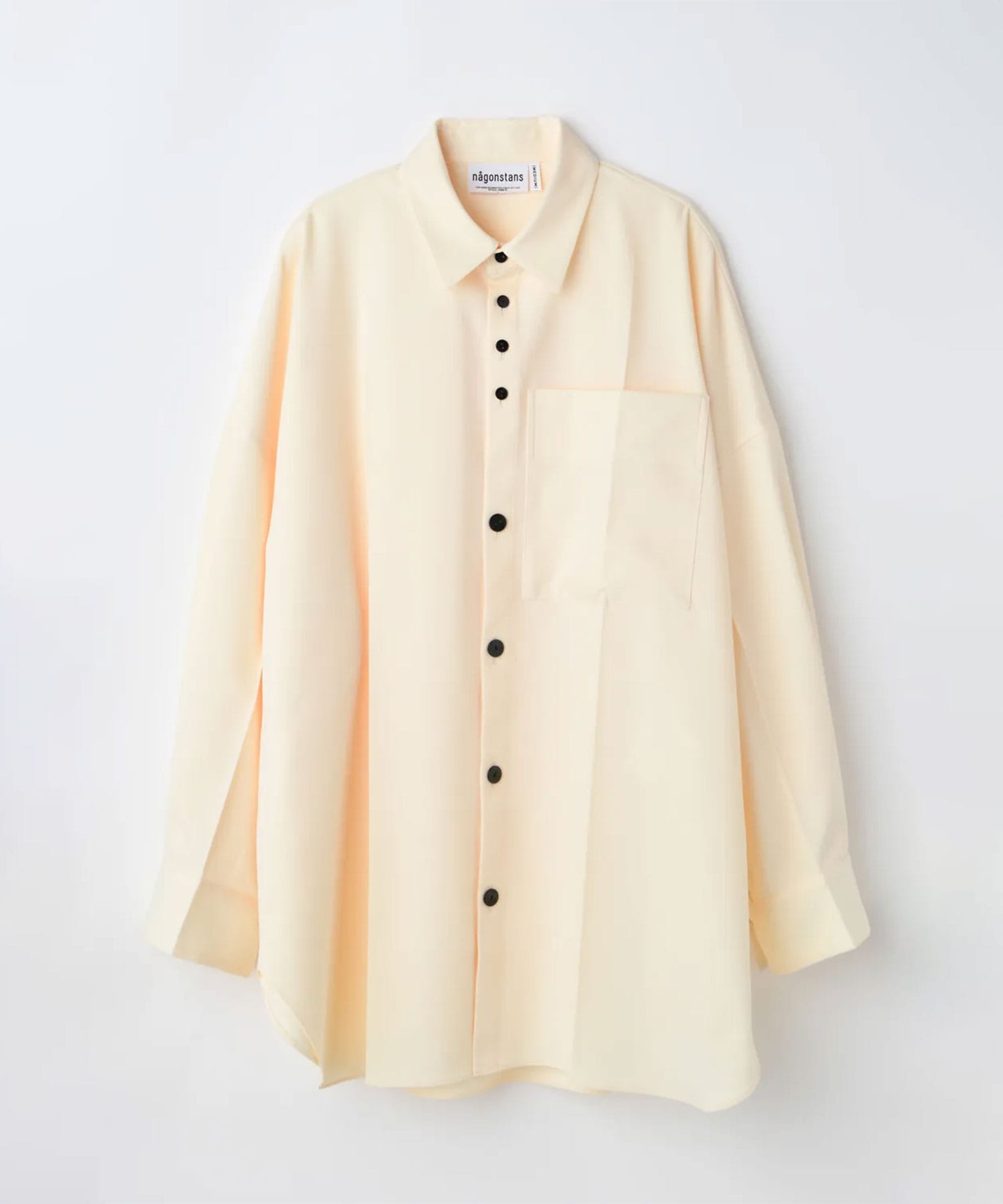 loose center crease shirt