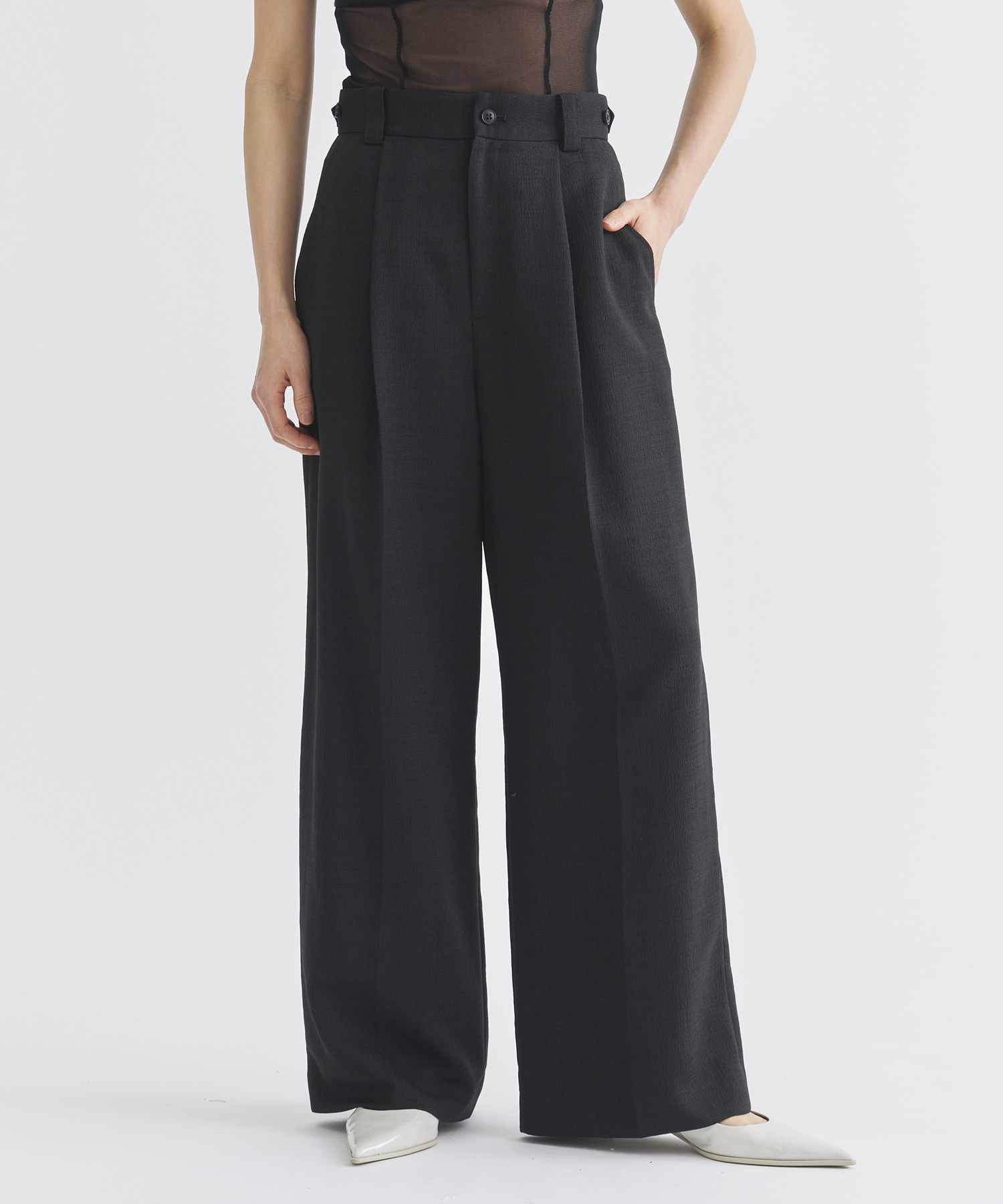 medium width pants