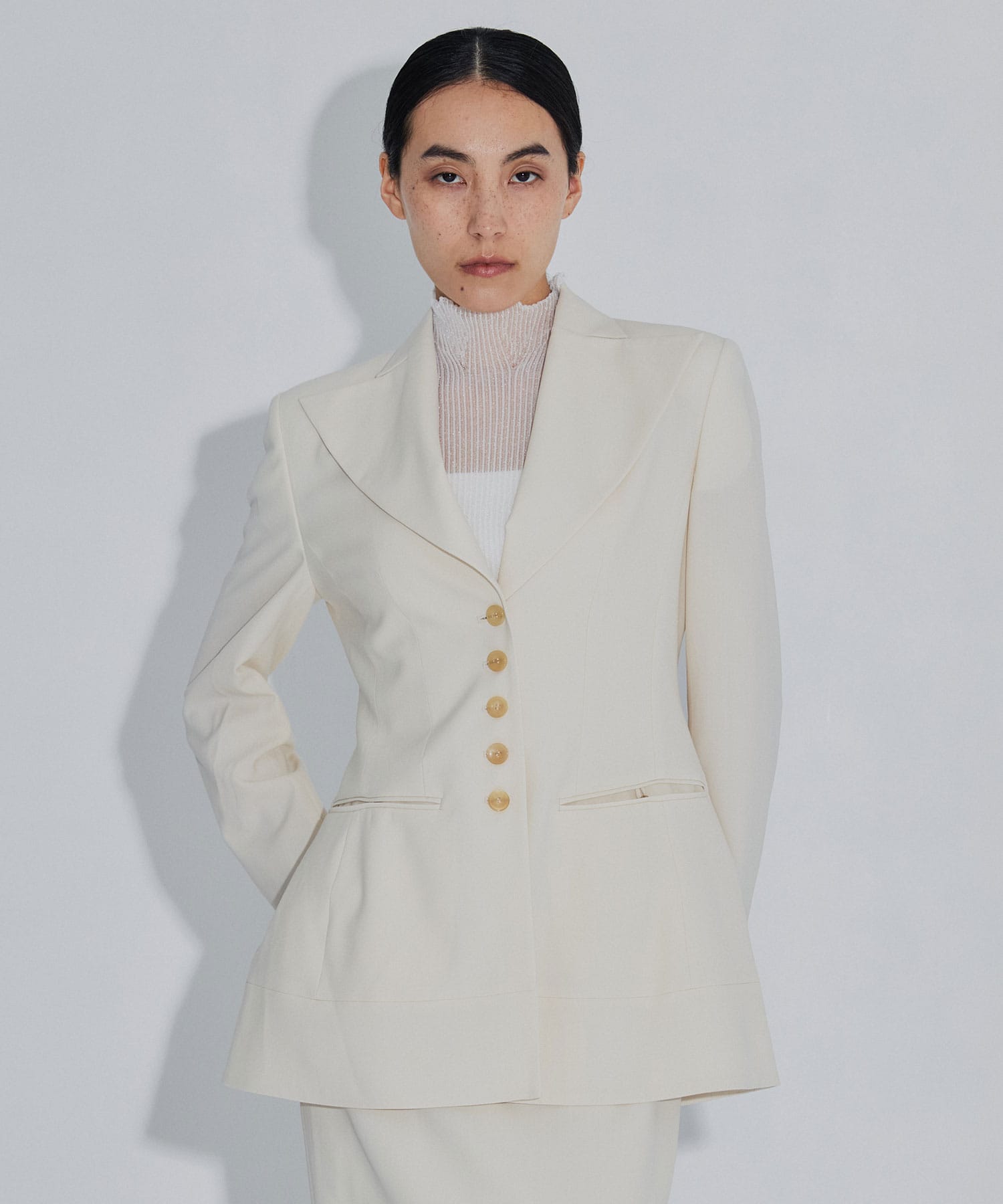 PLEATED PANEL JACKET