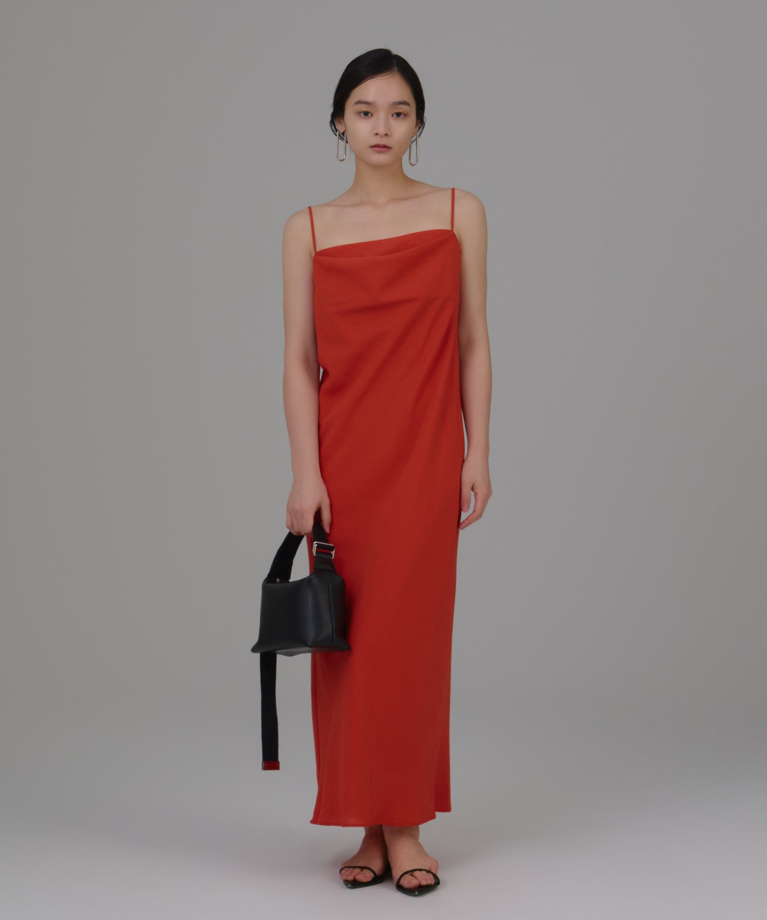【WEB限定】shoulder strap dress