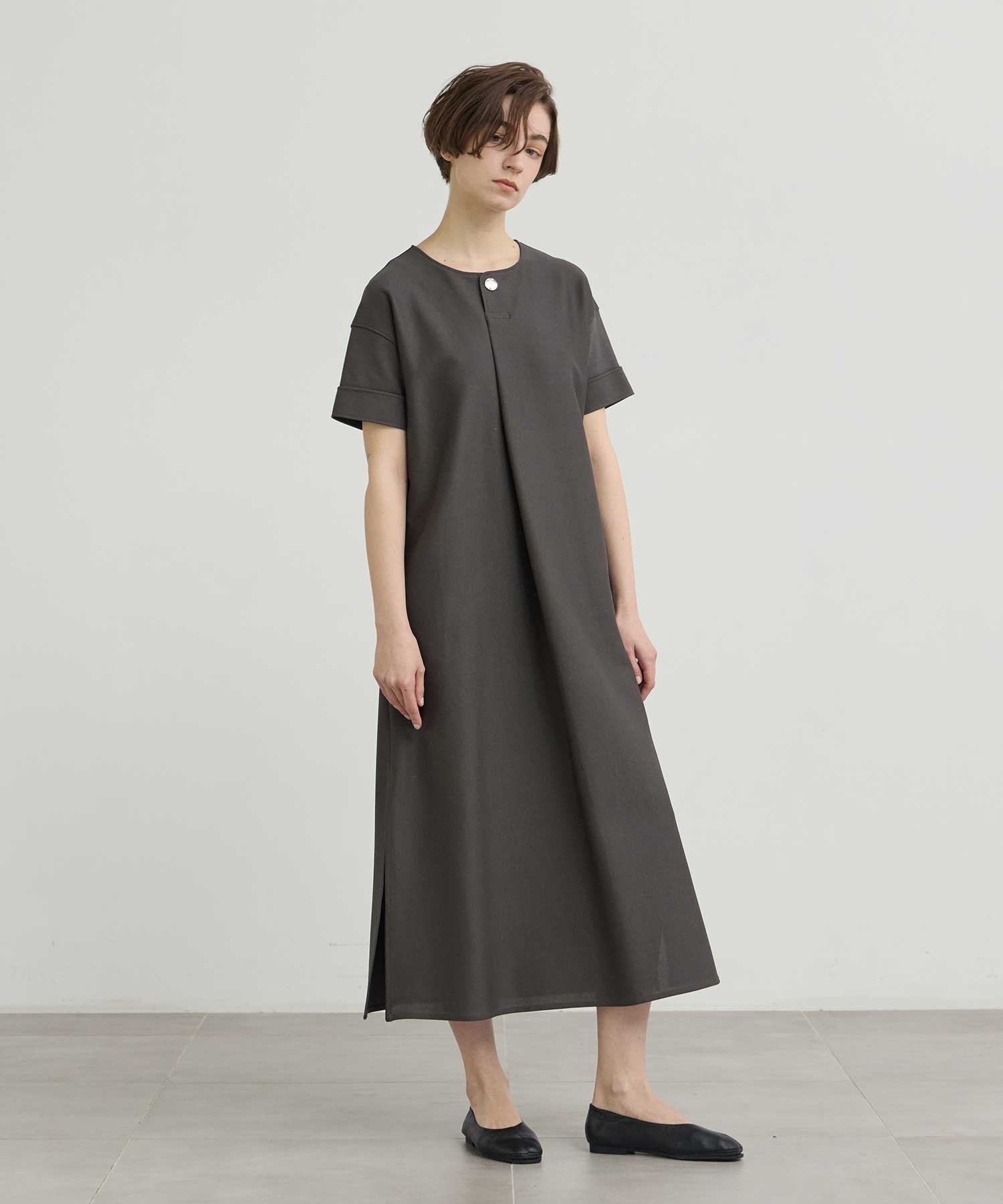 RERACS FRONT TUCK HENLY NECK DRESS