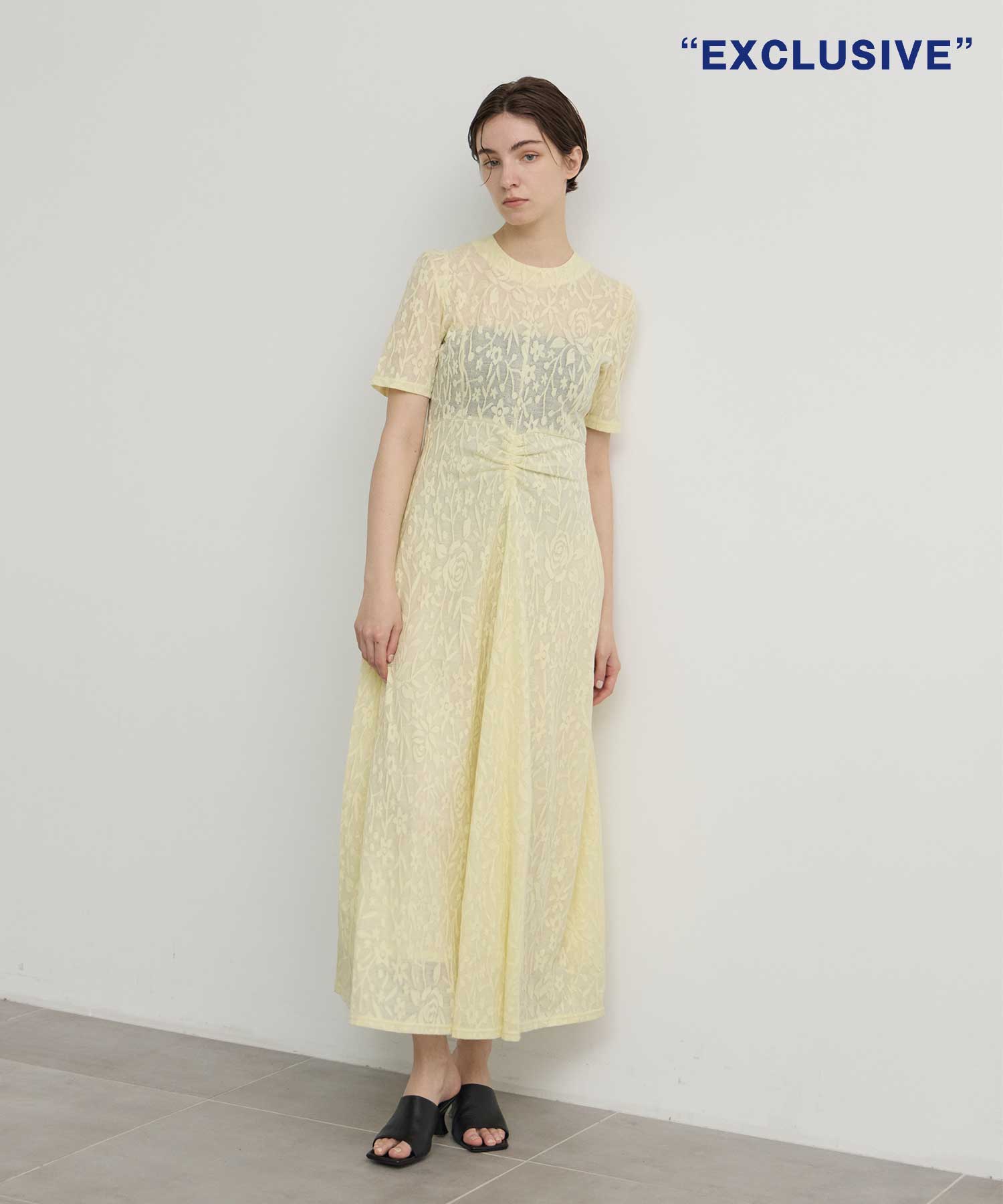 別注 FLOWER JAQUARD SHORT SLEEVE DRESS