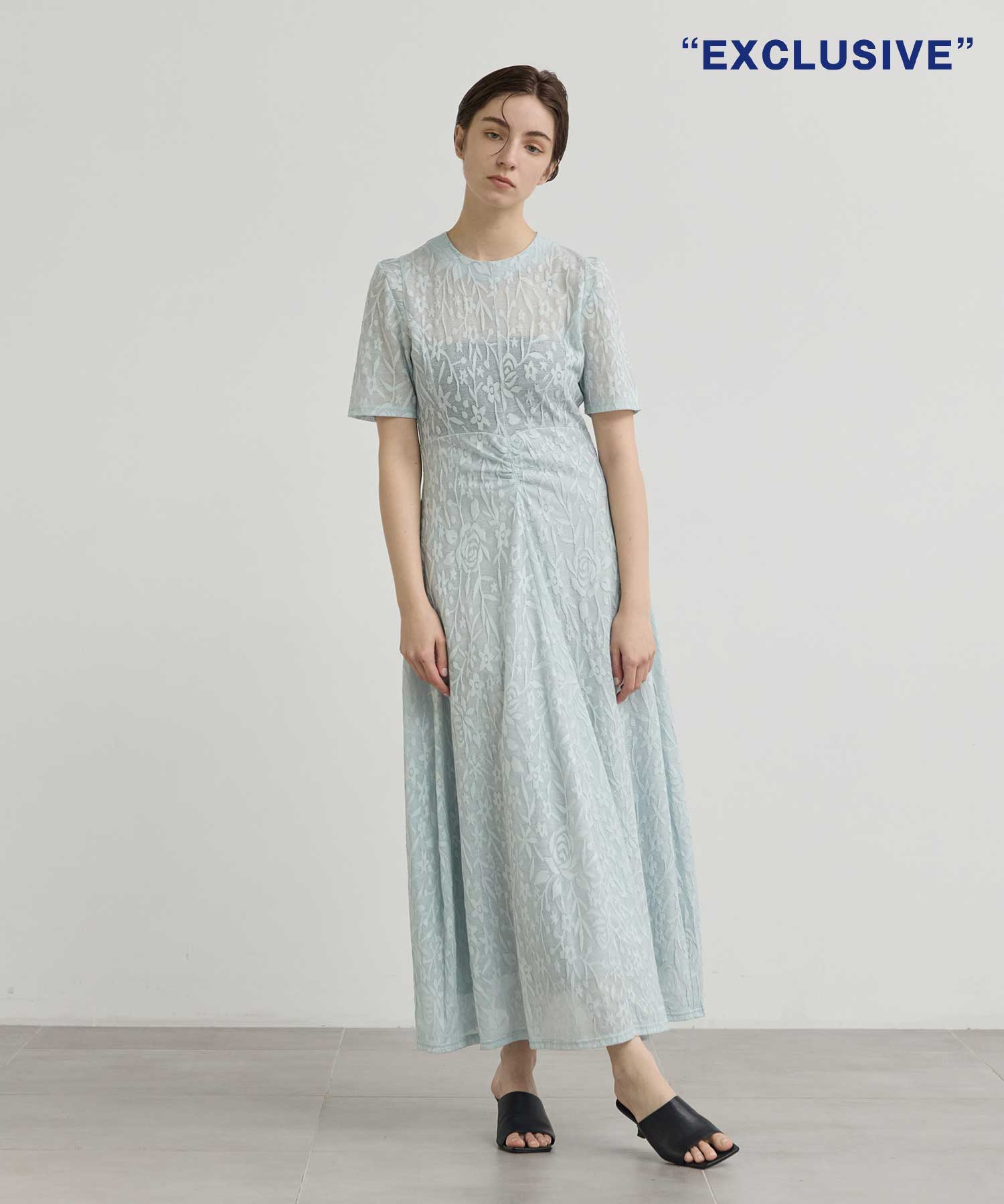 別注 FLOWER JAQUARD SHORT SLEEVE DRESS