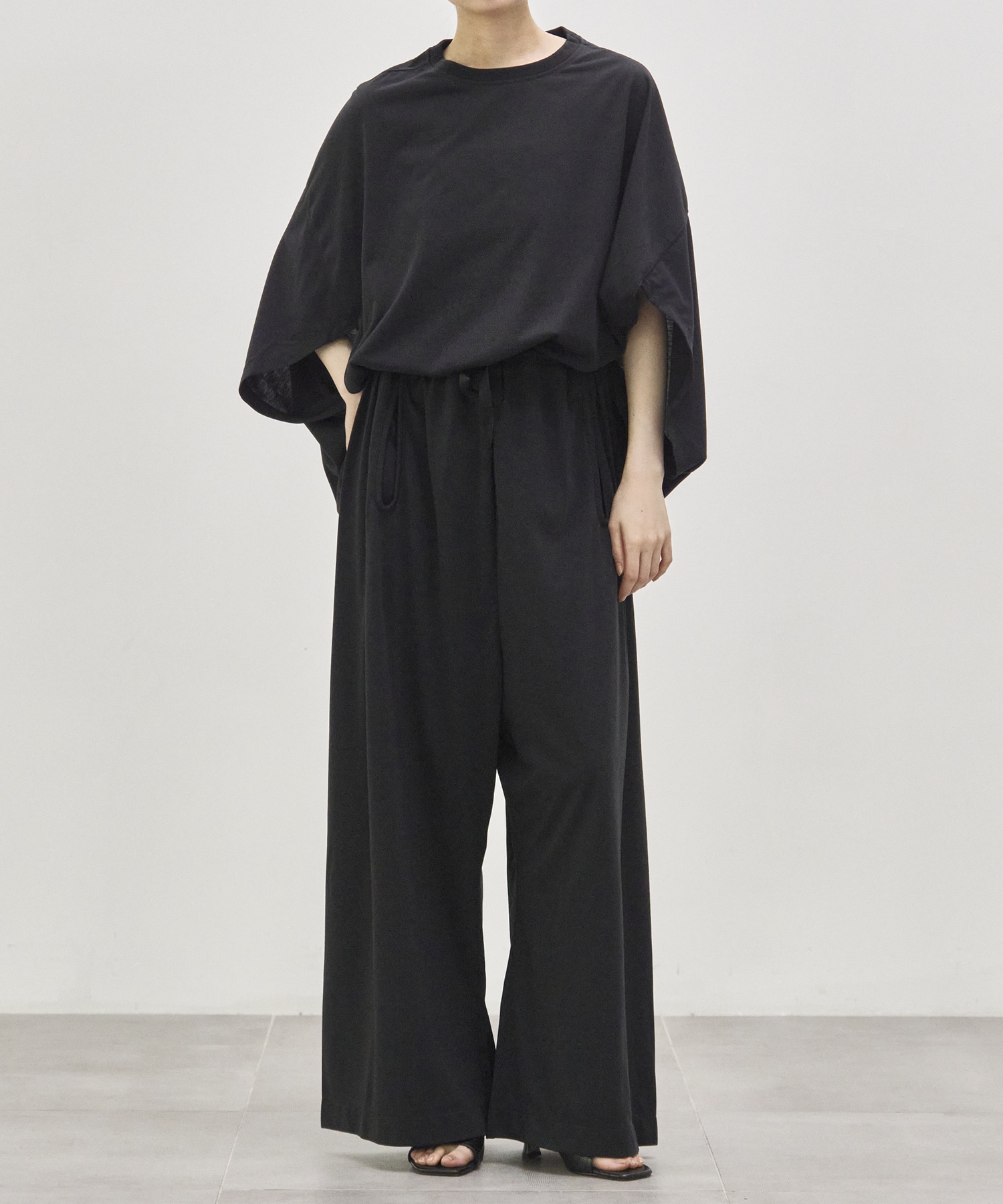 LYDIA JUMP-SUIT