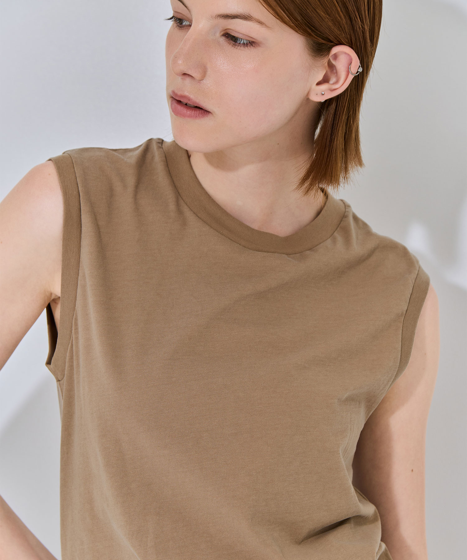 FRESCA NUBUCK REGULAR FIT TANKTOP