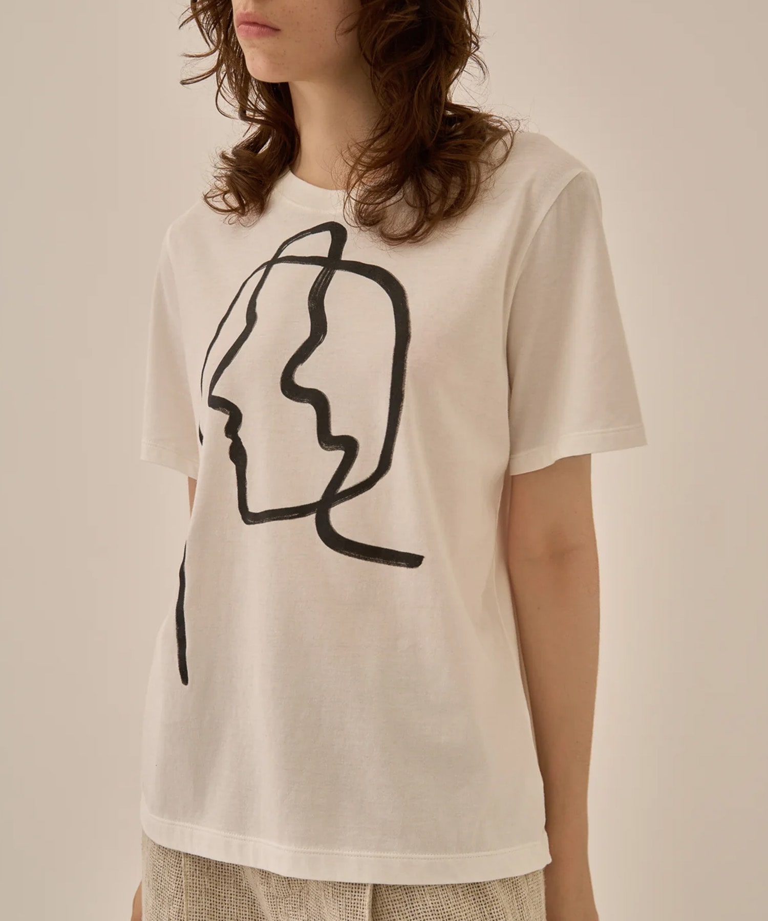 Line portrait T-shirt