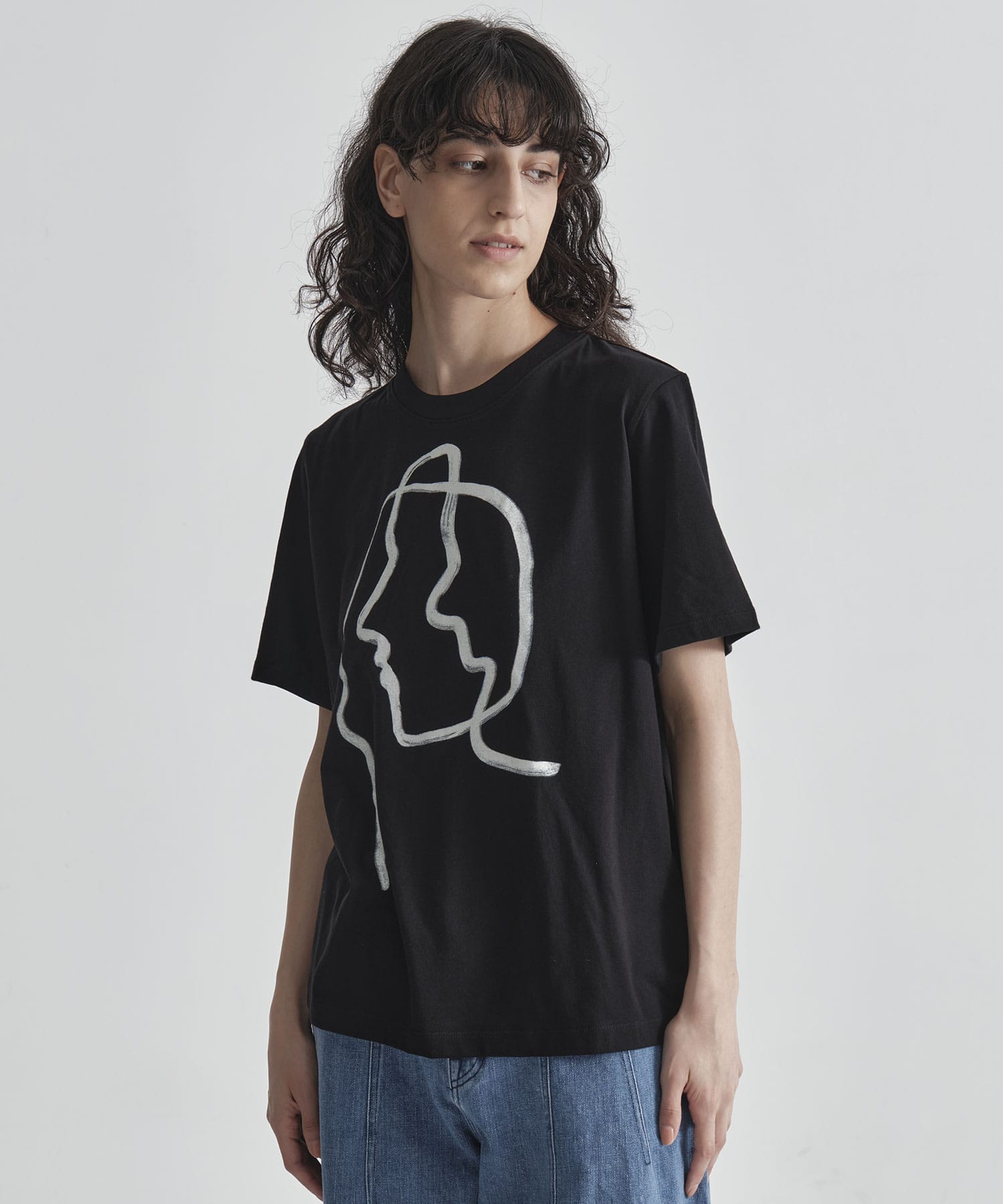 Line portrait T-shirt