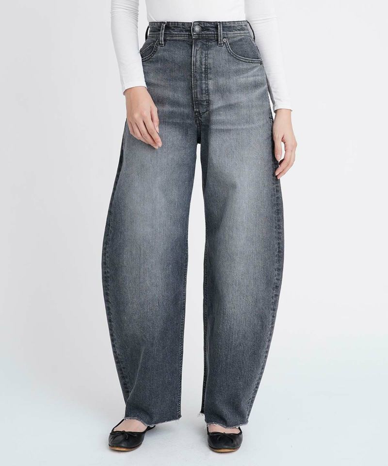 Curve Tapered LAURA