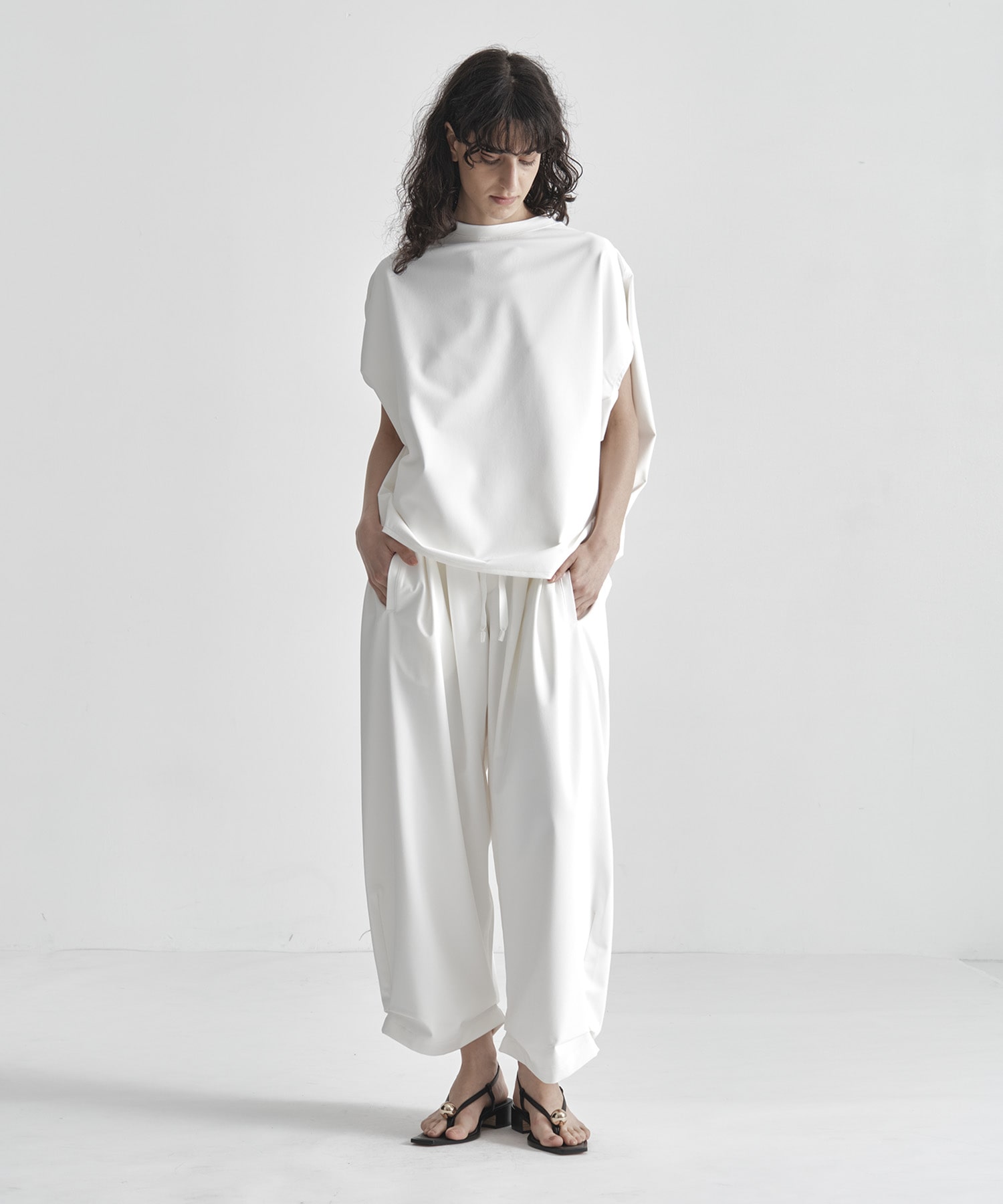 NIRVANA TUCKED HEM TROUSERS