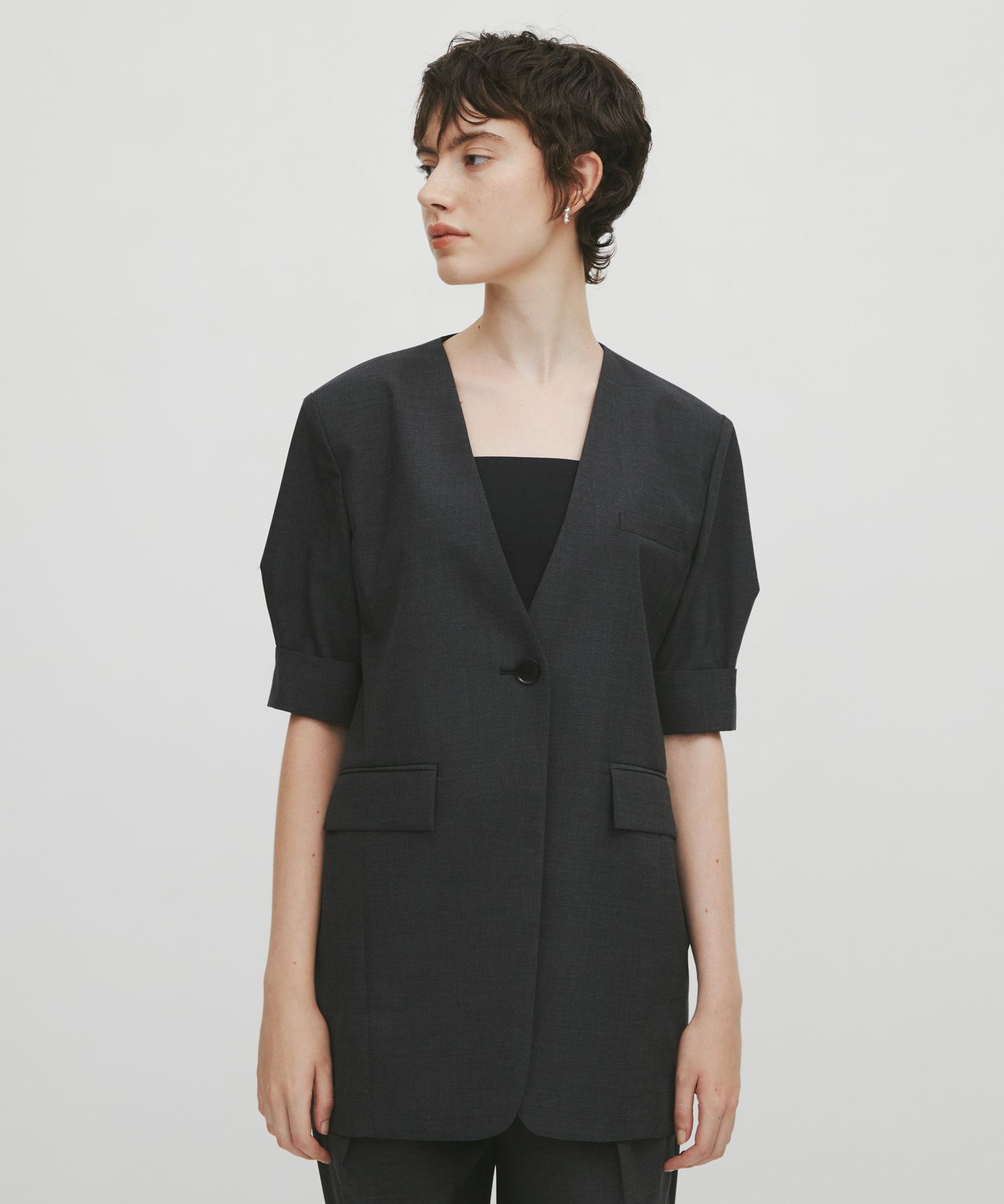 Harf Sleeve Collarless Jacket