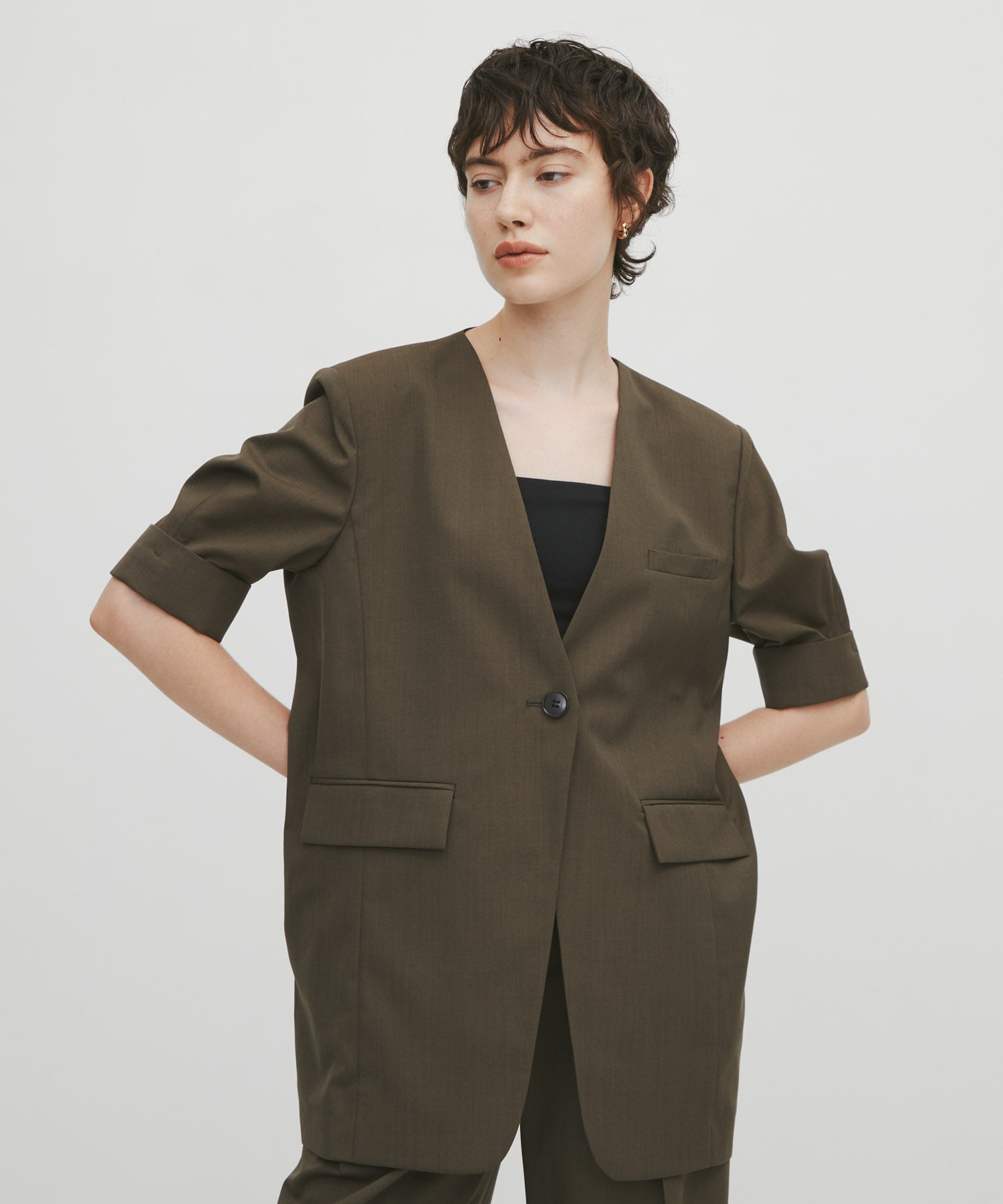 Harf Sleeve Collarless Jacket