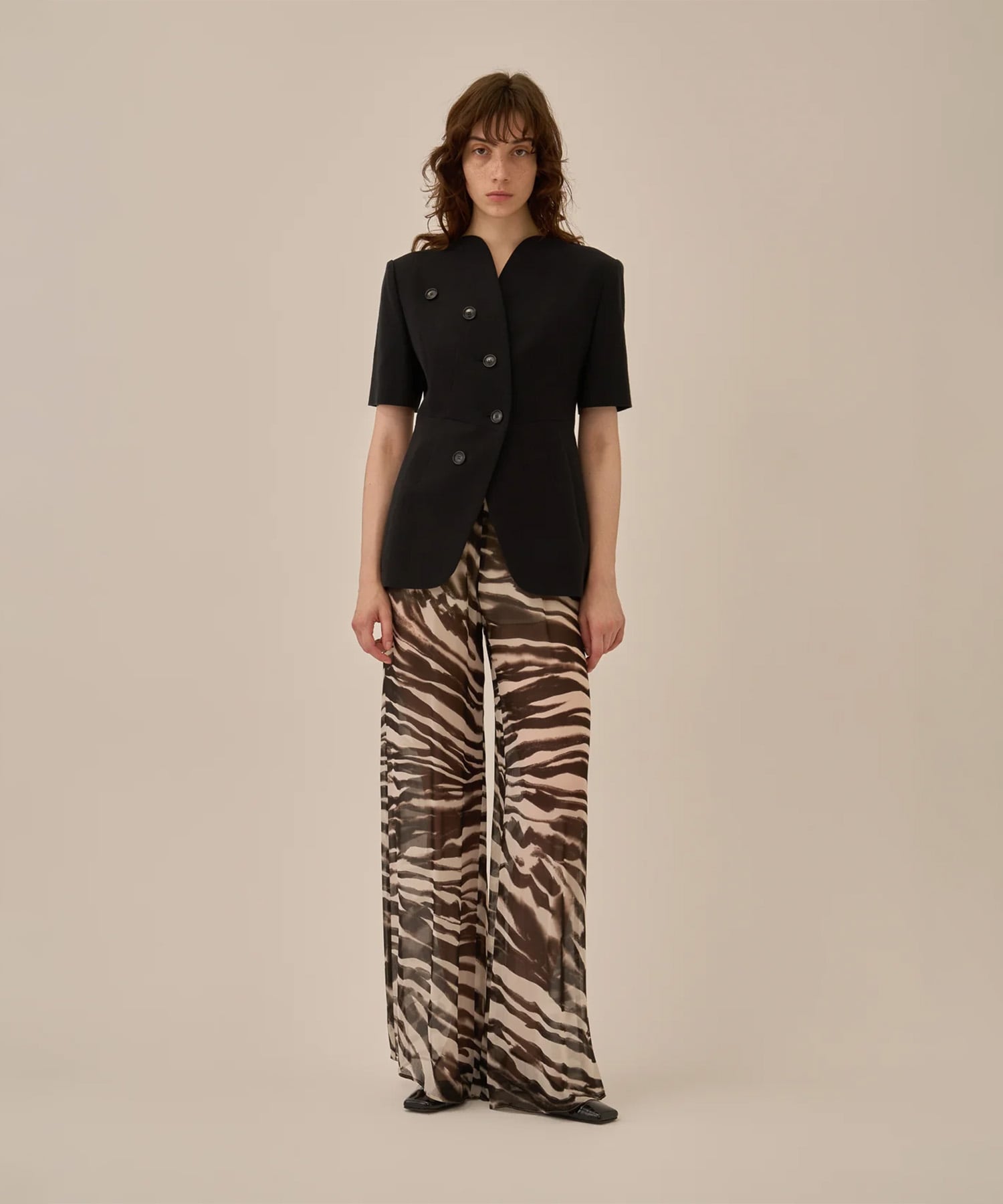 Sesilia half sleeve jacket