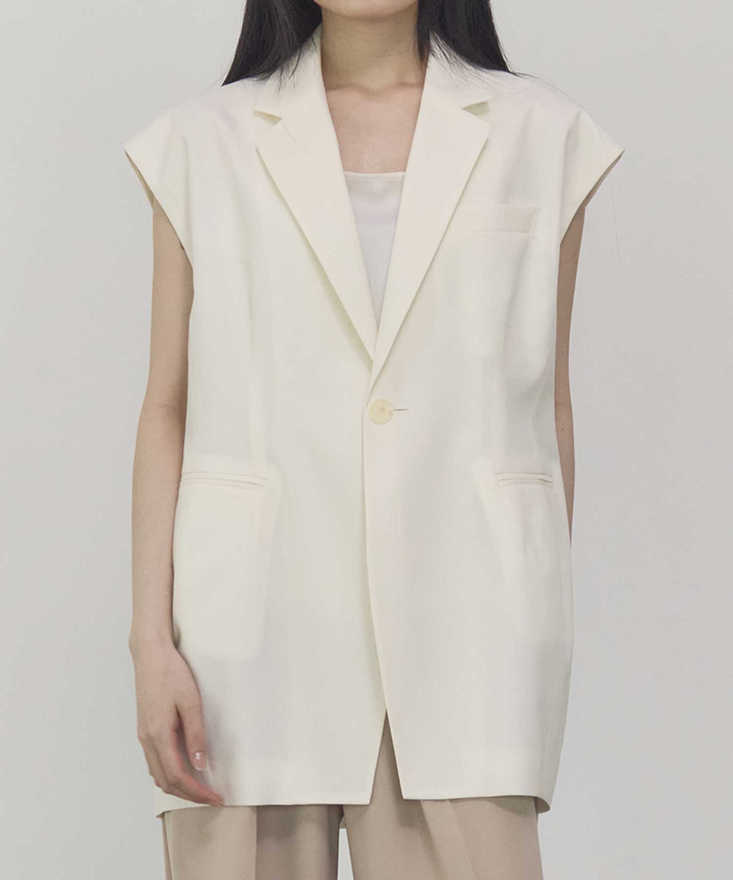 Sleeveless Jacket
