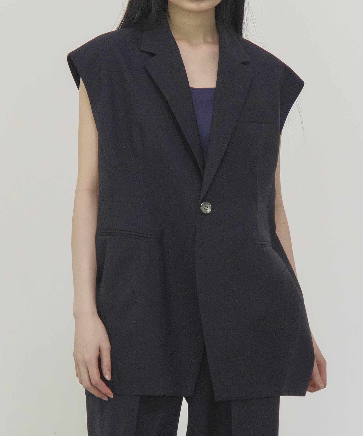 Sleeveless Jacket