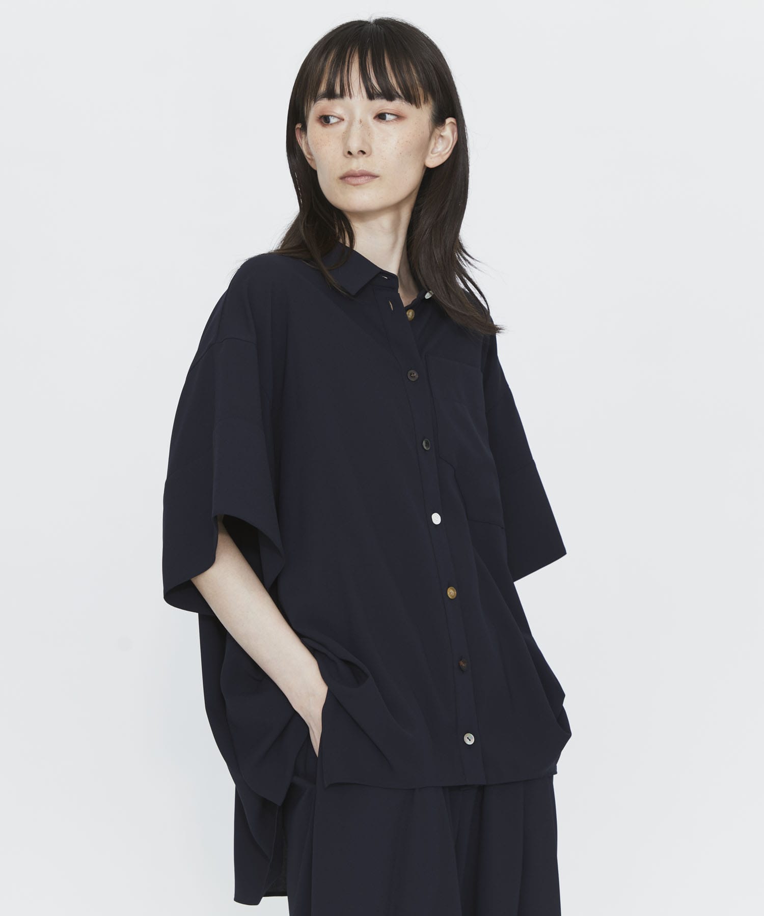 HALL SHIRT