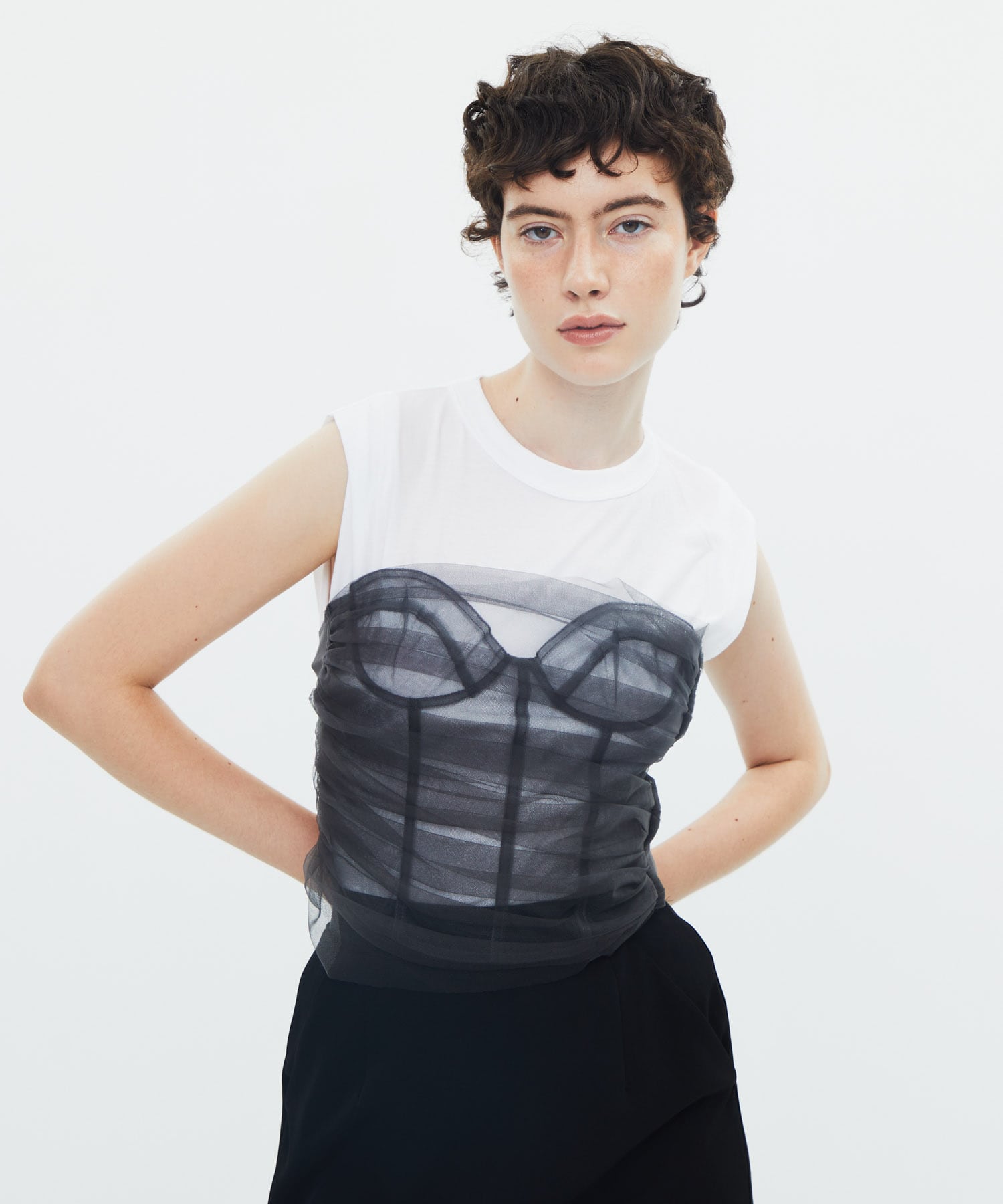 CP-25182　Bustier