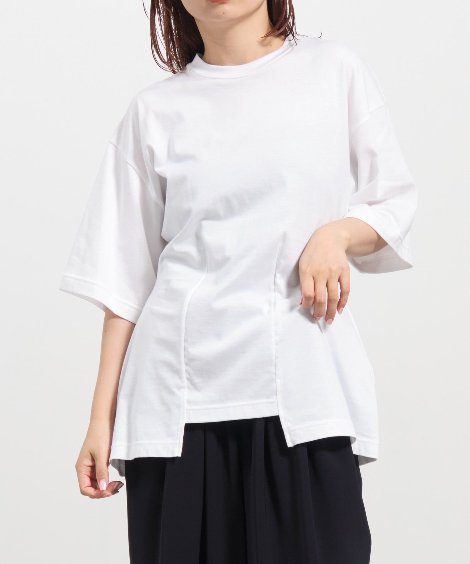 SHAPE T-SHIRT