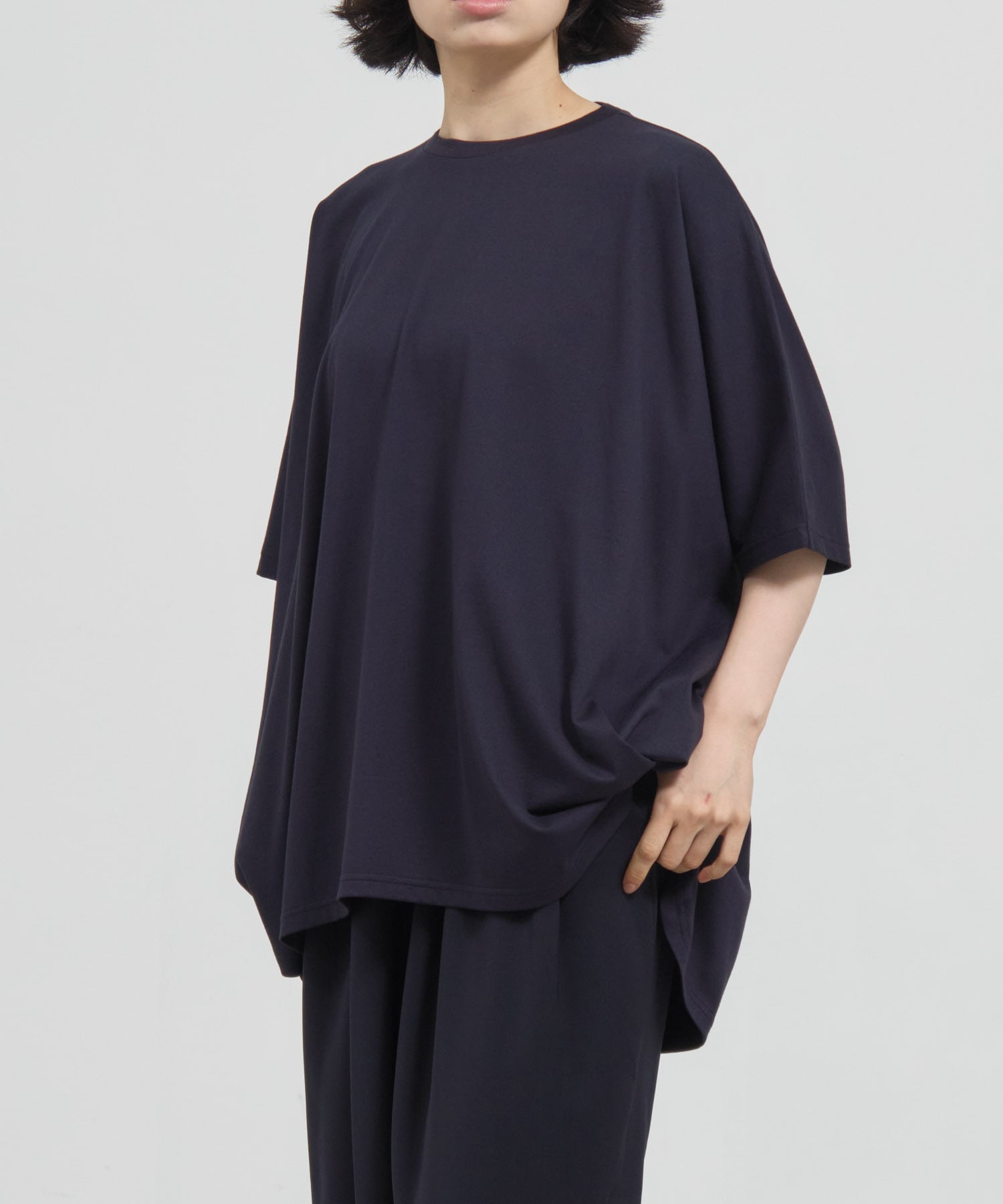 HALF-SLEEVES HEXAGON T-SHIRT