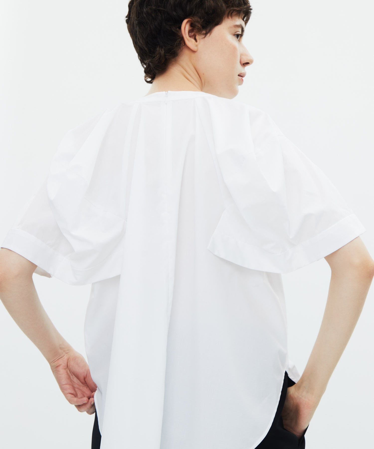 WING-SLEEVES PULLOVER