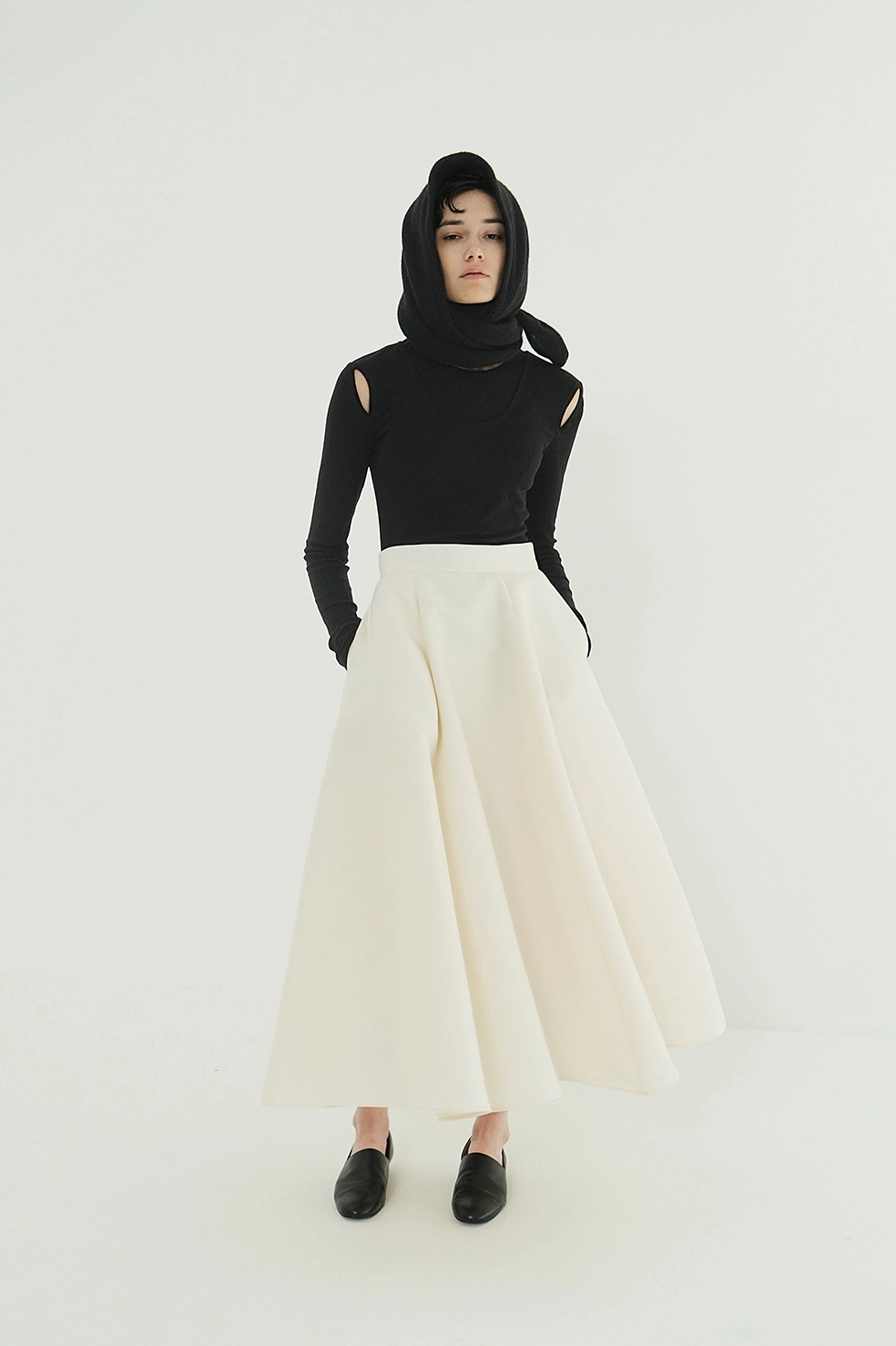 LAYERED SHOULDER CUT TOPS