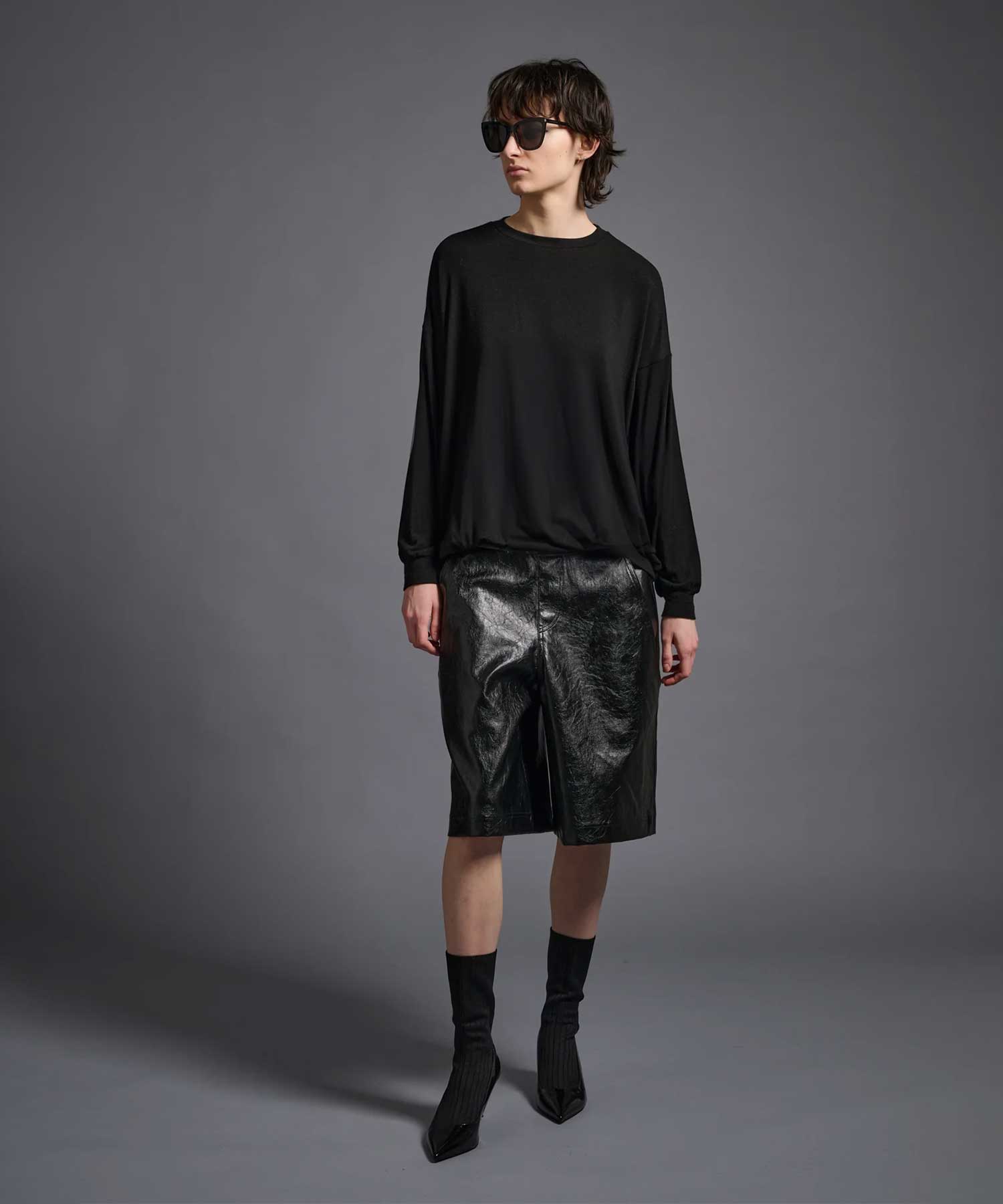 MACY NARROW SLV CREW NECK TOP