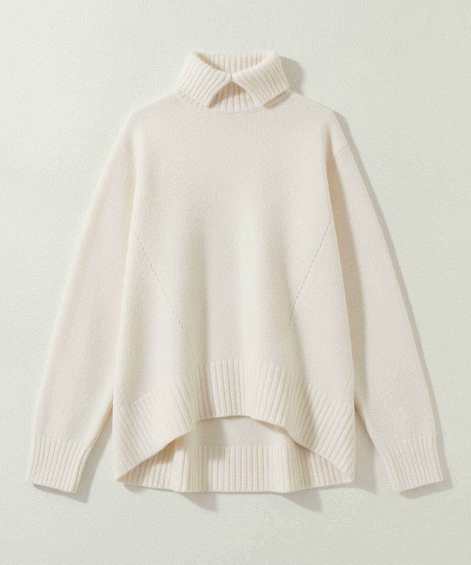 OVERSIZE TURTLENECK KNIT
