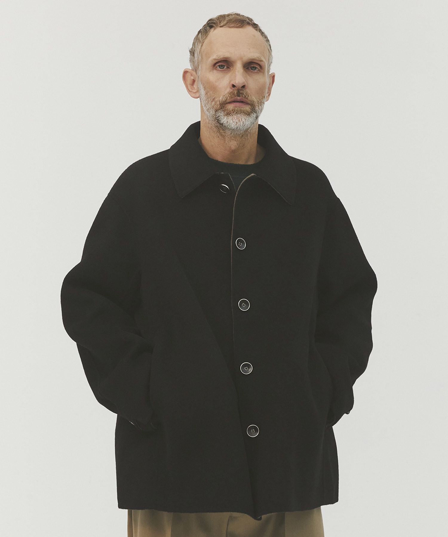 CASHMERE REVERSIBLE SHORT COAT