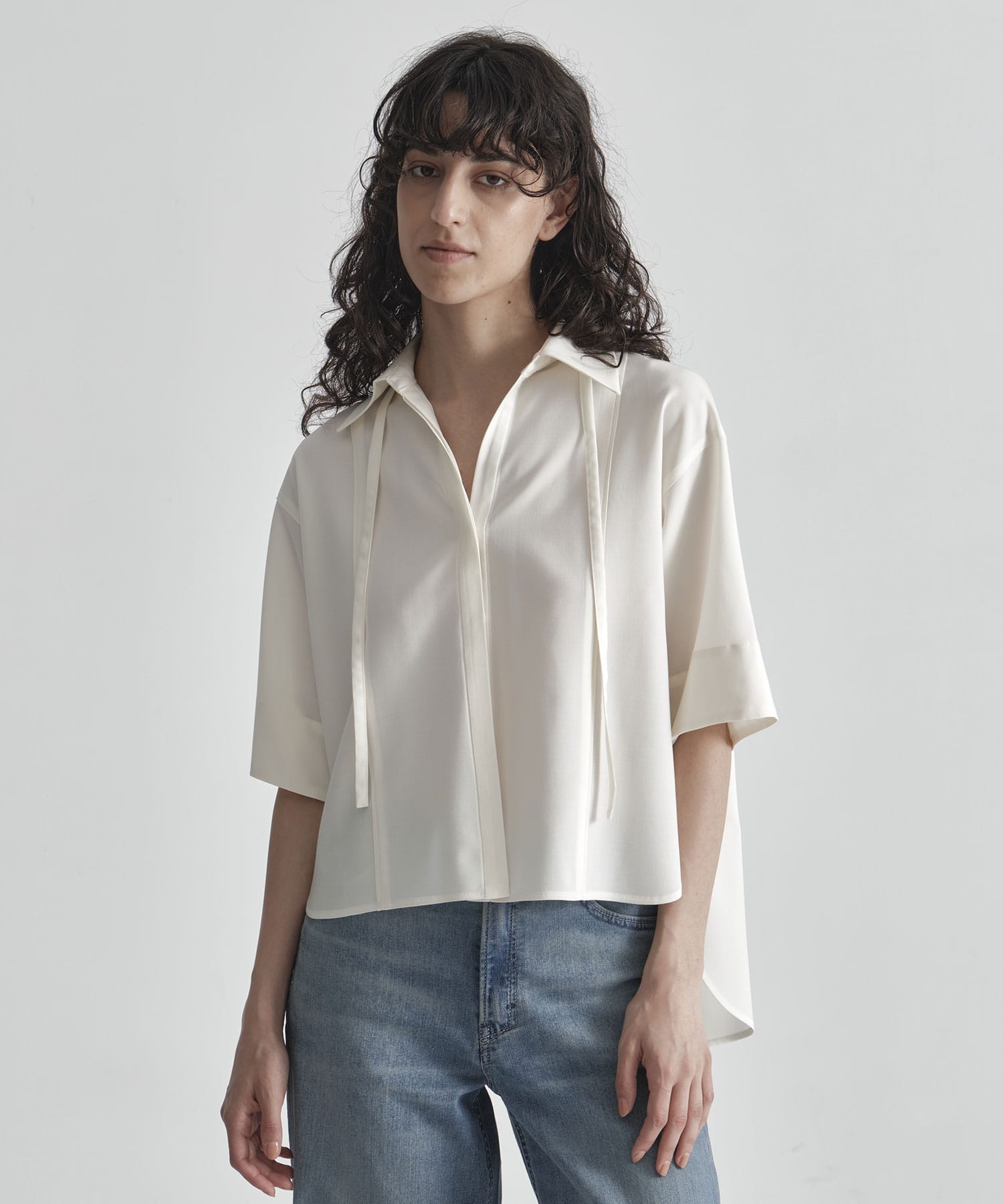 Back Pleat Skipper Shirt