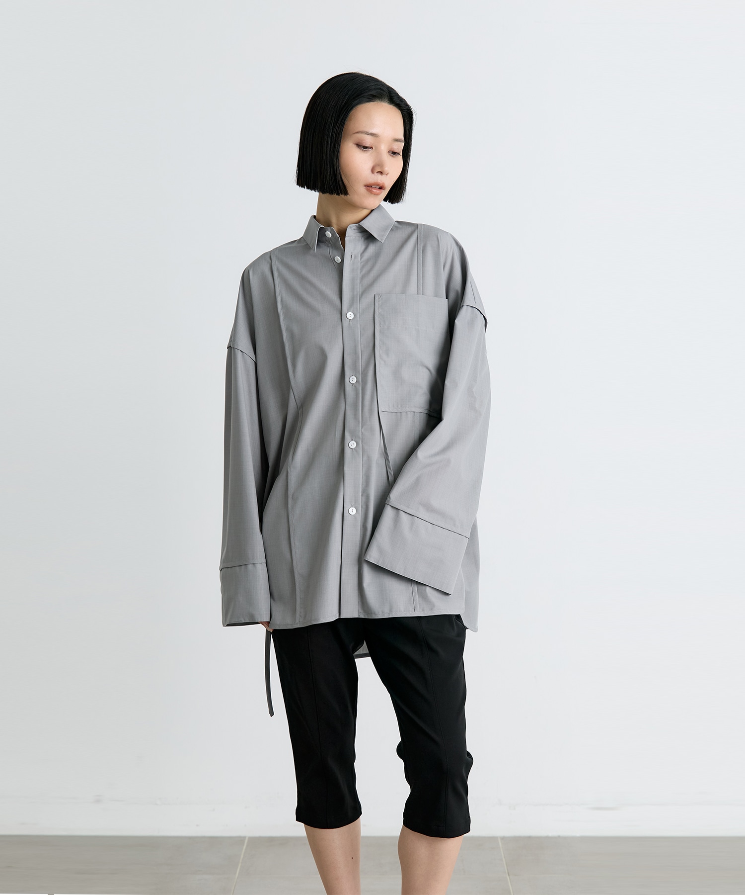 piping wide shirt