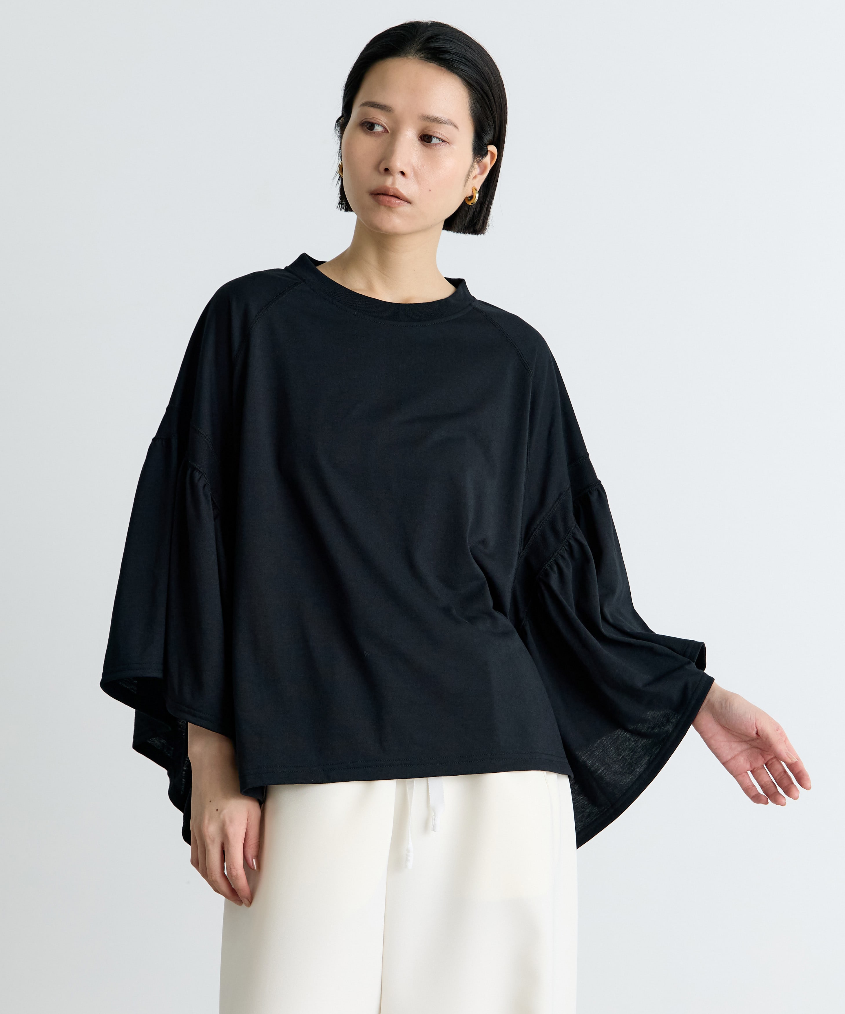 LAURA GATHERED SLV TOP