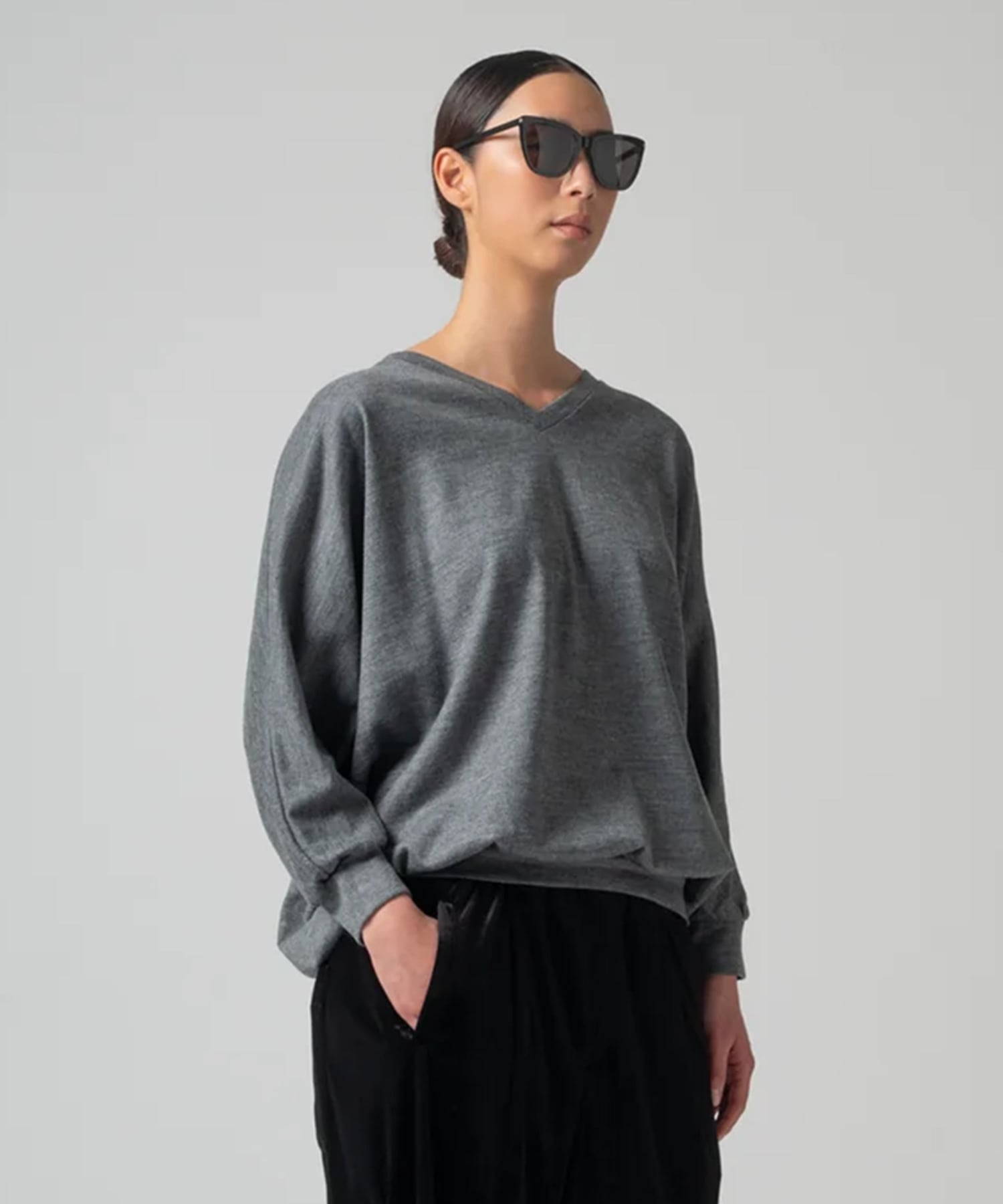 ORI V NECK TOP