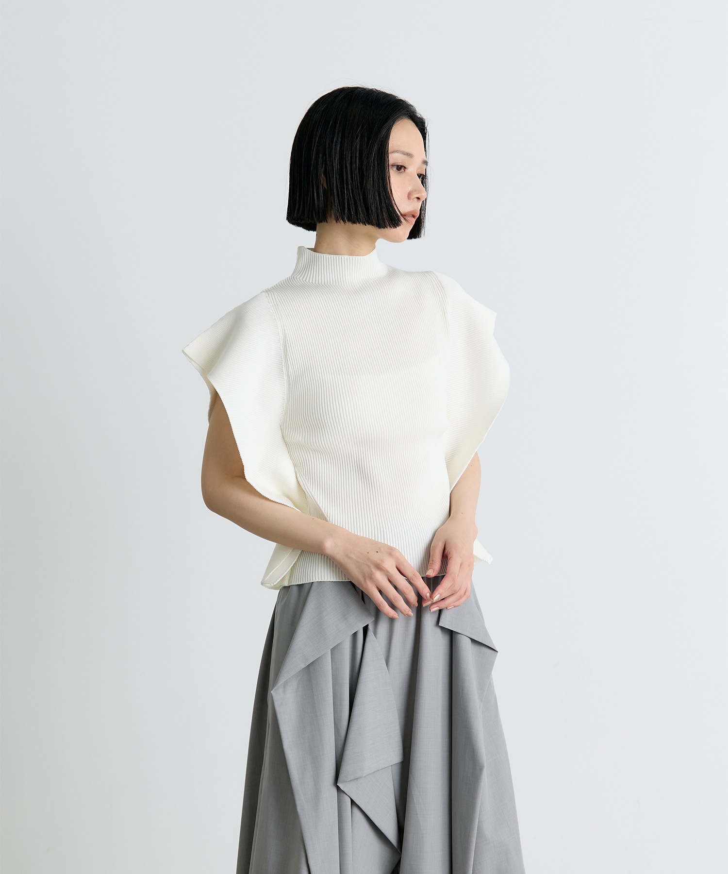 PORTRAIT CREASE TOP