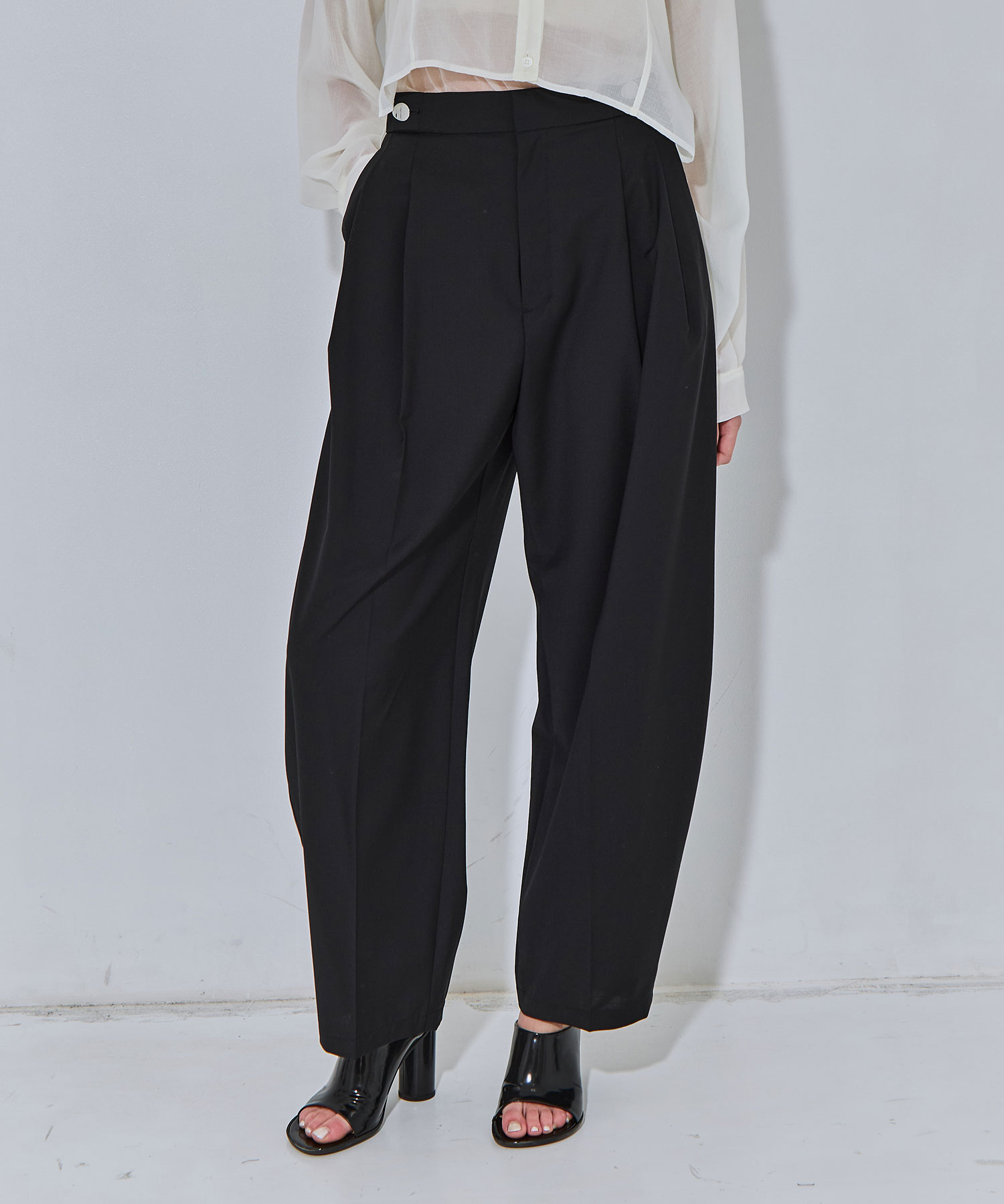 Icon Curve Pants