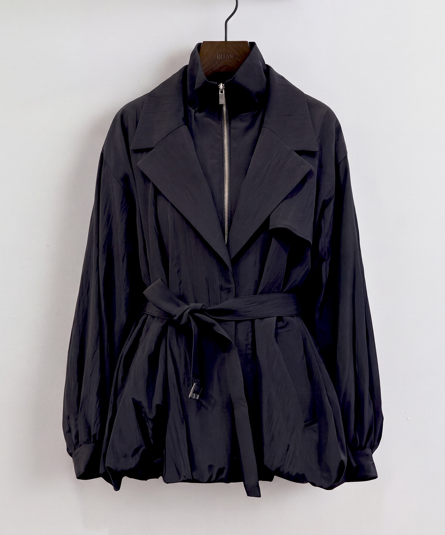 Layer Volume Bluson